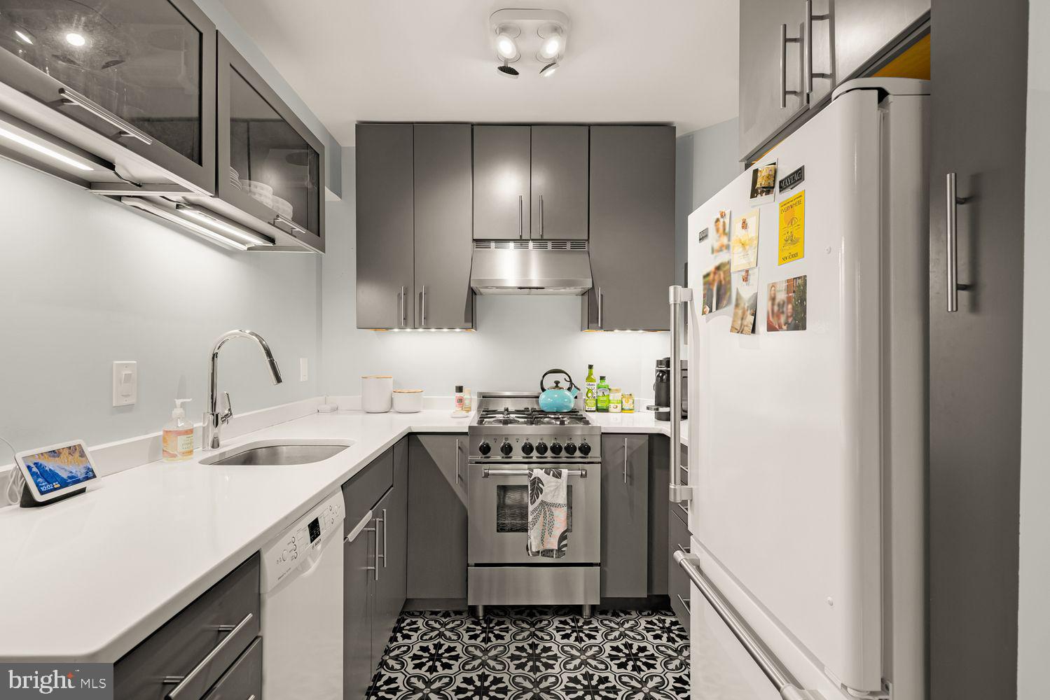 ADAMS MORGAN - Residential