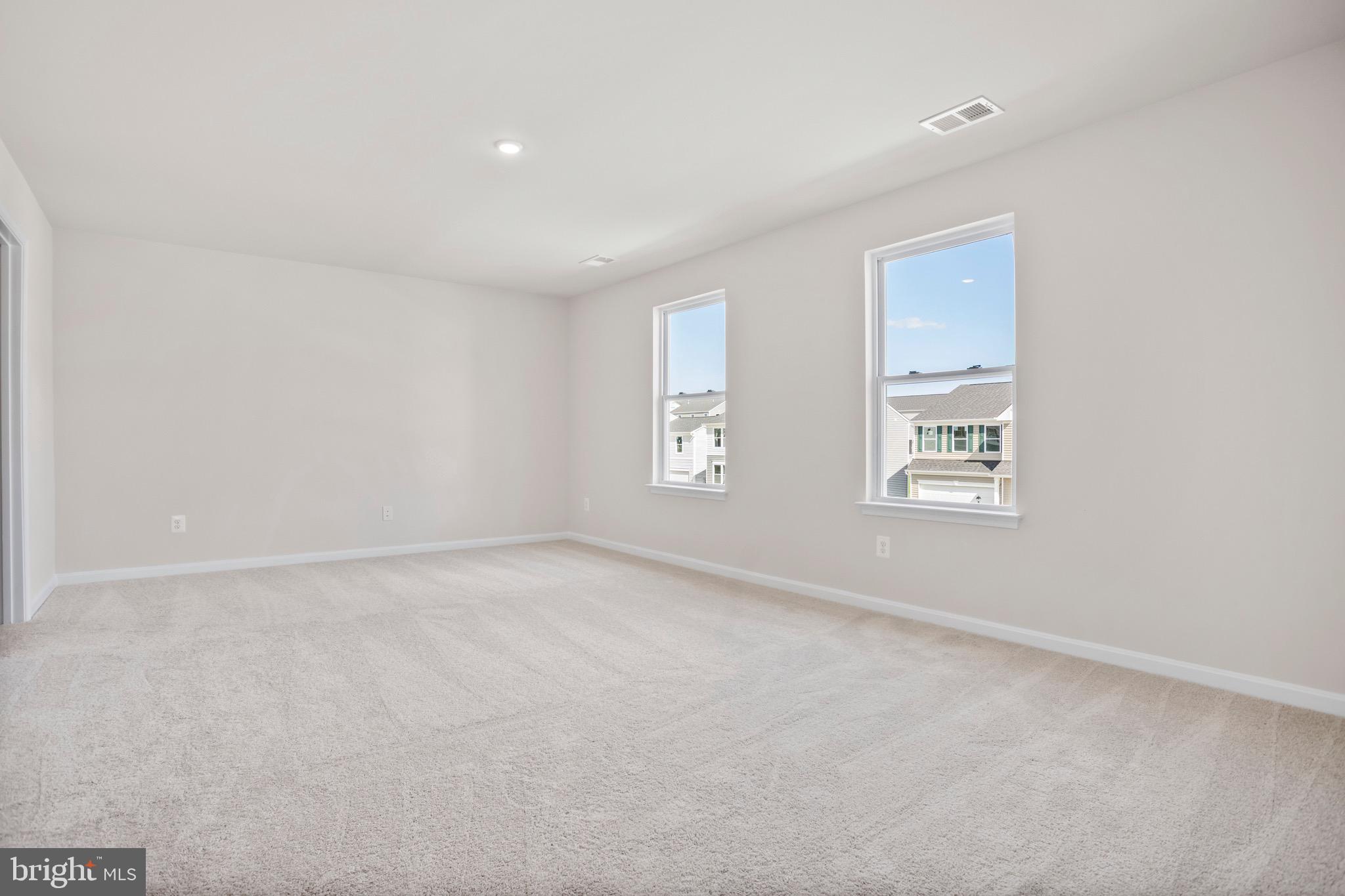 SOUTH BROOK - Residential