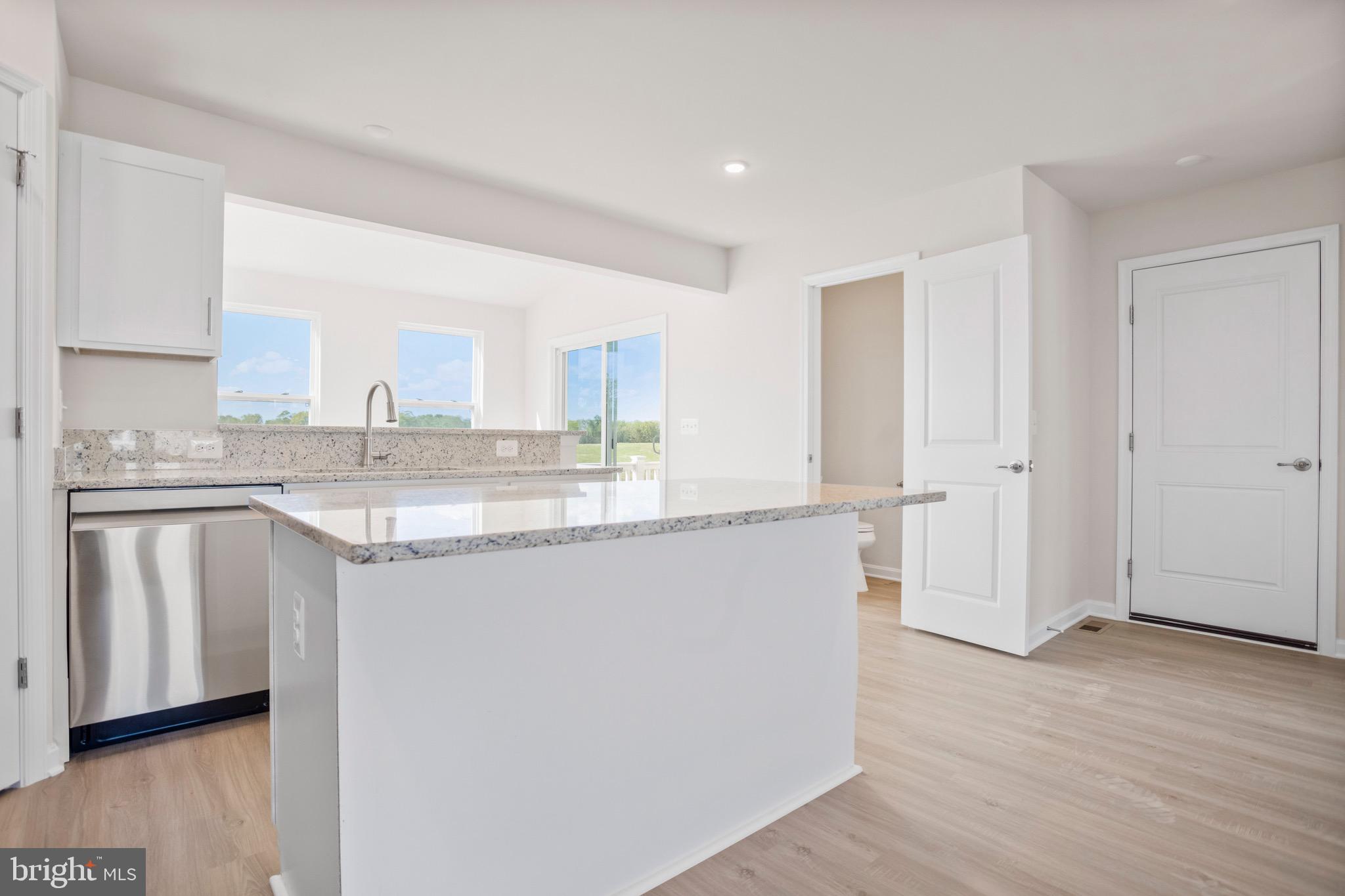 SOUTH BROOK - Residential