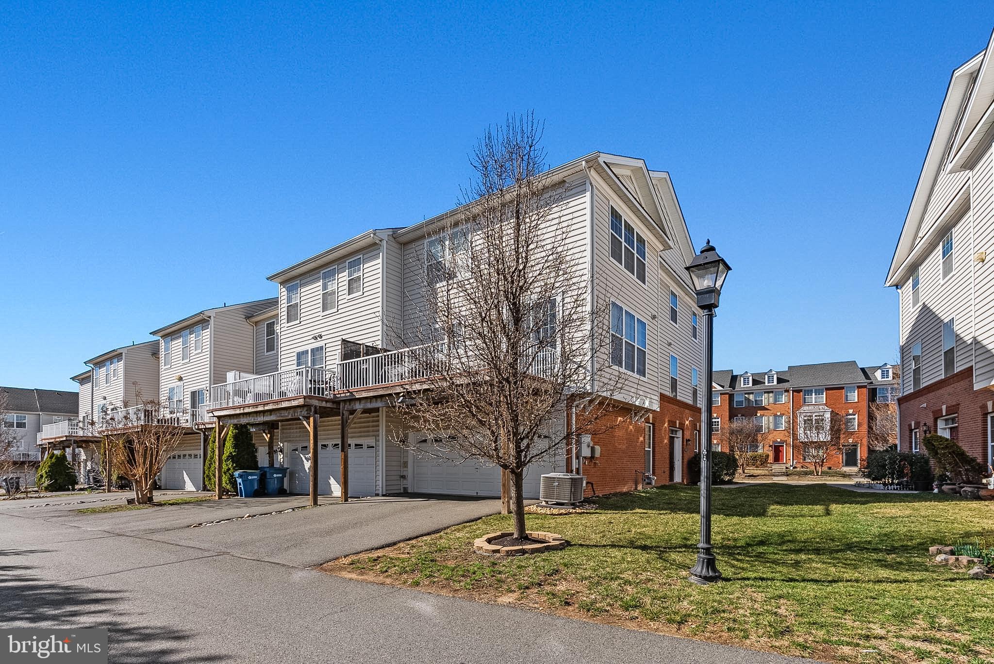 LOUDOUN VALLEY ESTATES 2 - Residential