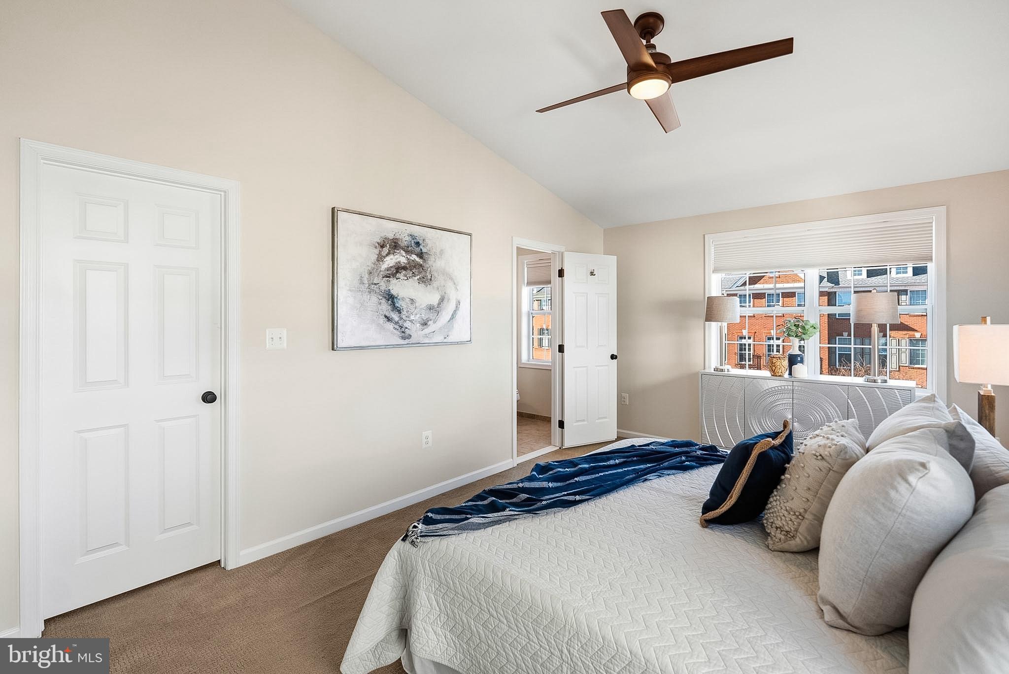 LOUDOUN VALLEY ESTATES 2 - Residential