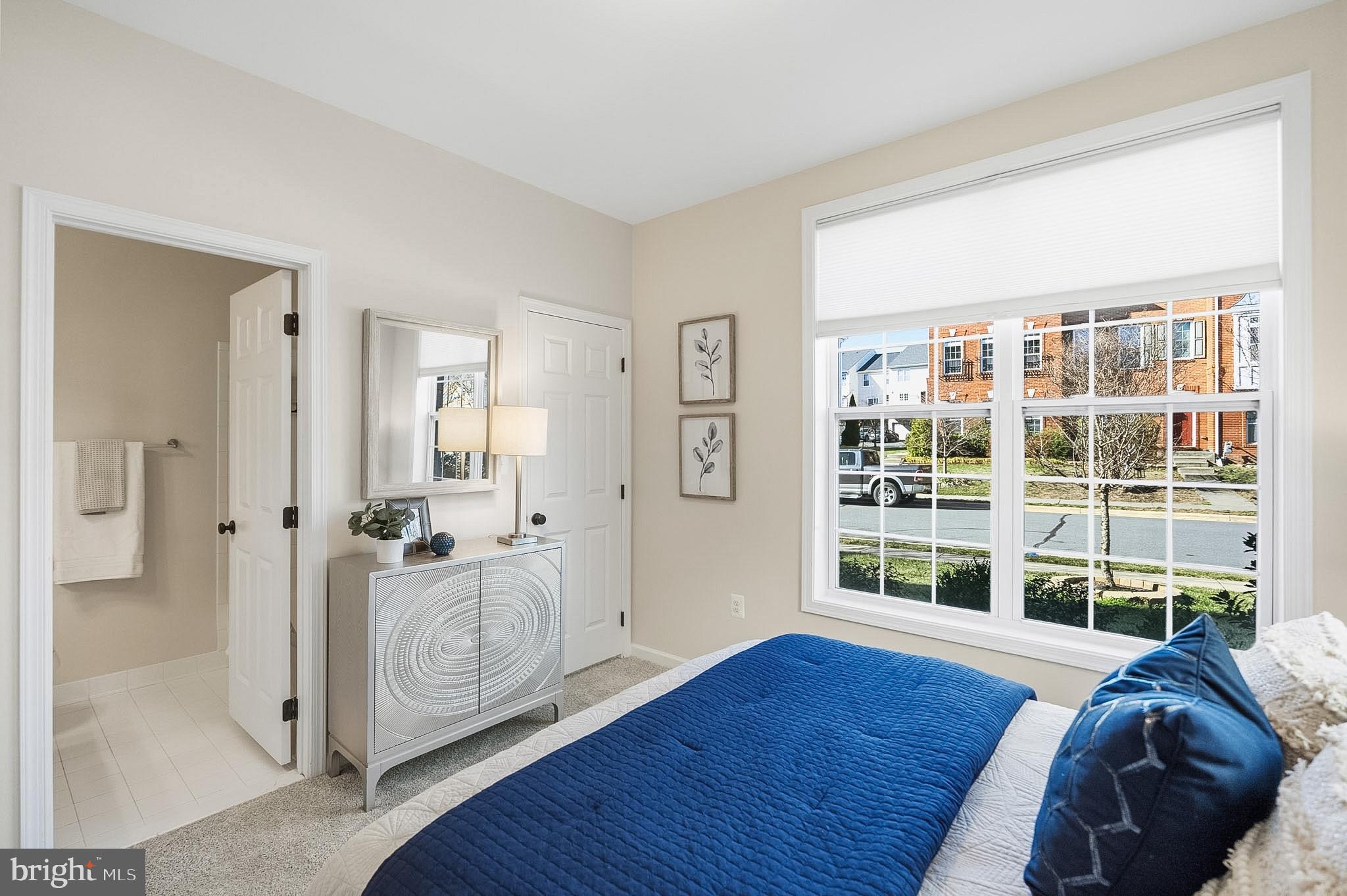 LOUDOUN VALLEY ESTATES 2 - Residential