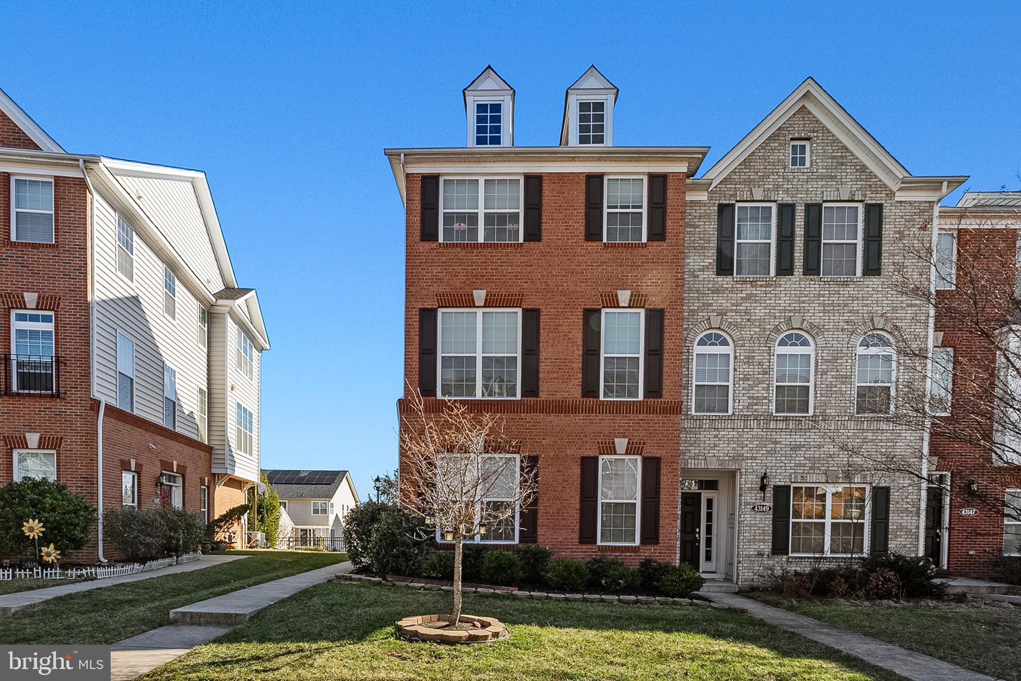 LOUDOUN VALLEY ESTATES 2 - Residential