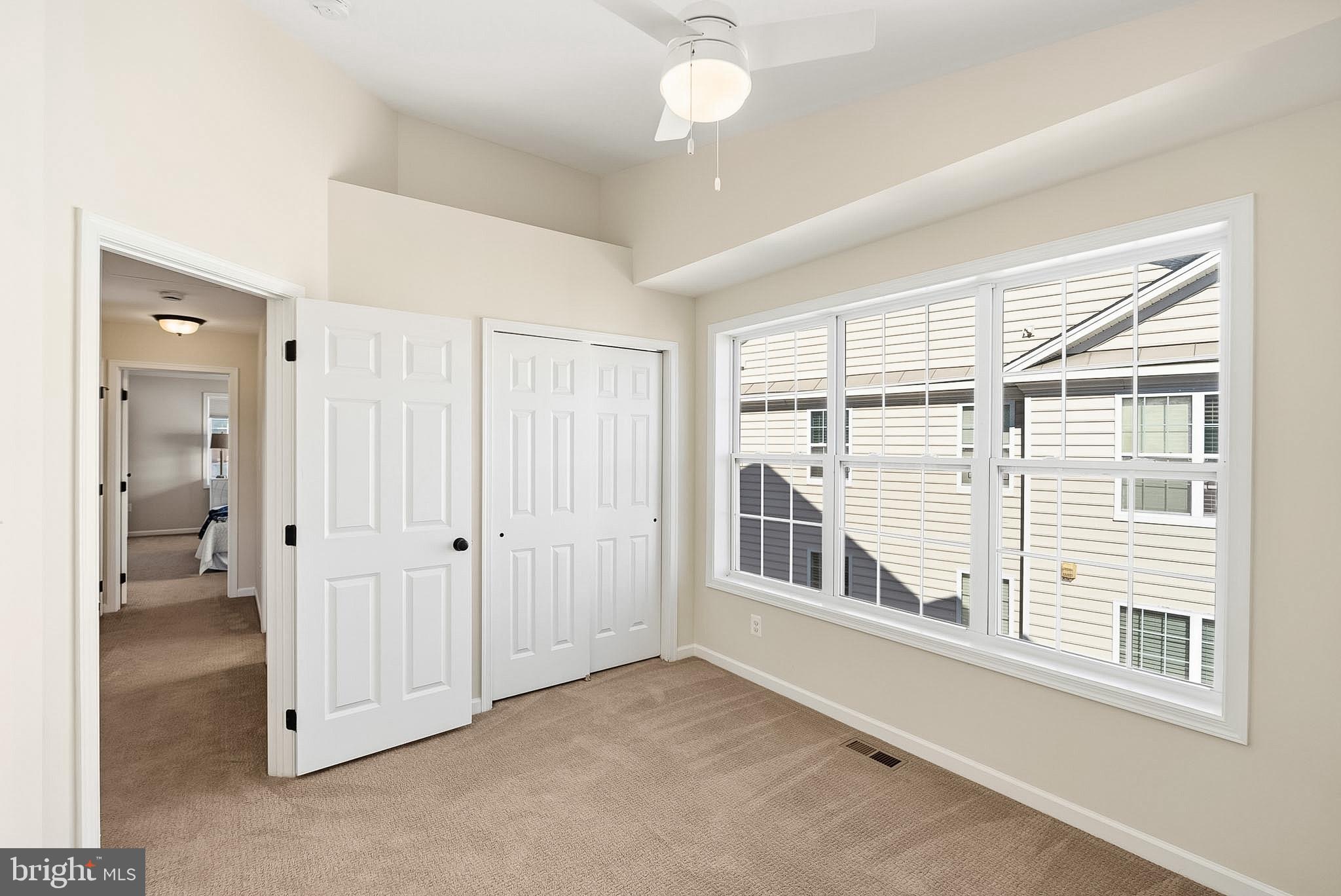 LOUDOUN VALLEY ESTATES 2 - Residential