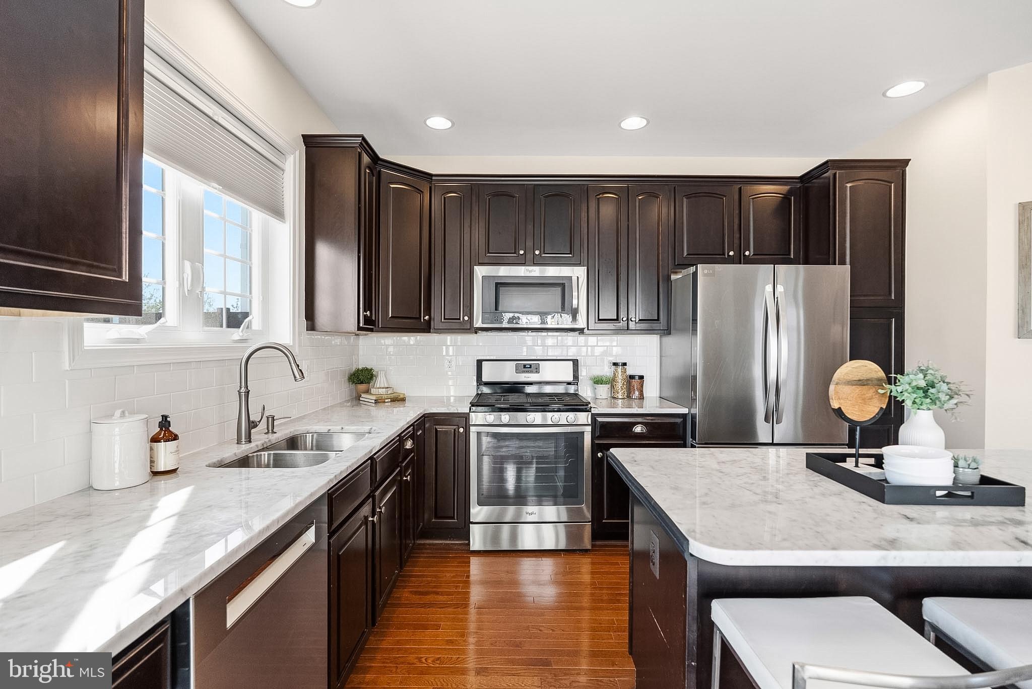 LOUDOUN VALLEY ESTATES 2 - Residential