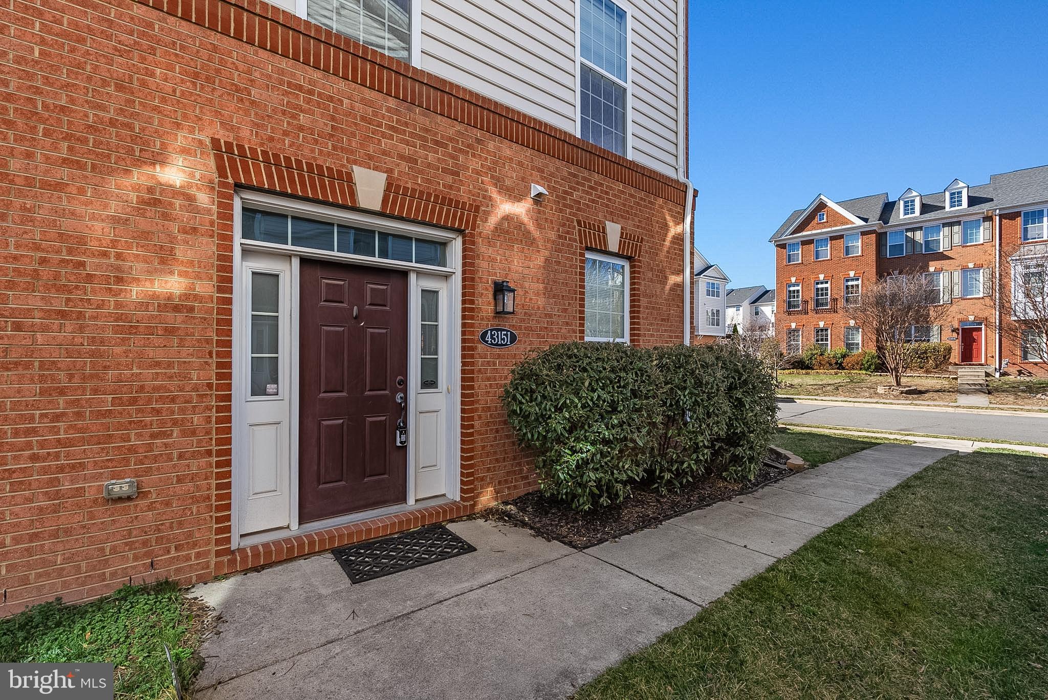 LOUDOUN VALLEY ESTATES 2 - Residential