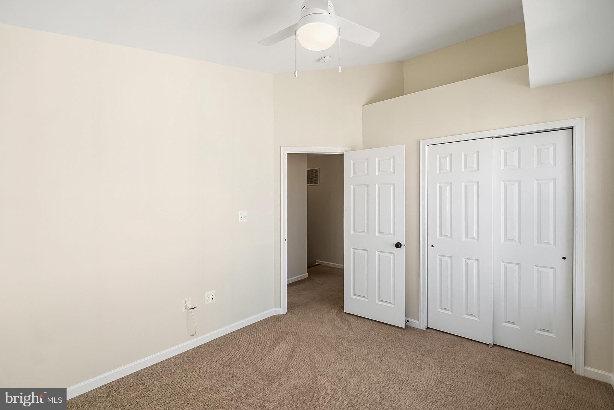 LOUDOUN VALLEY ESTATES 2 - Residential