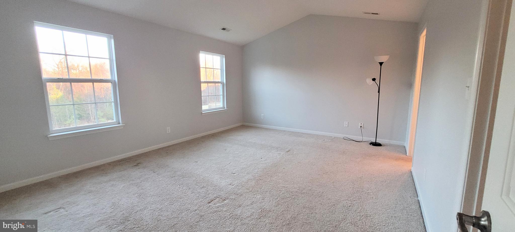 HOPYARD FARM - Residential Lease