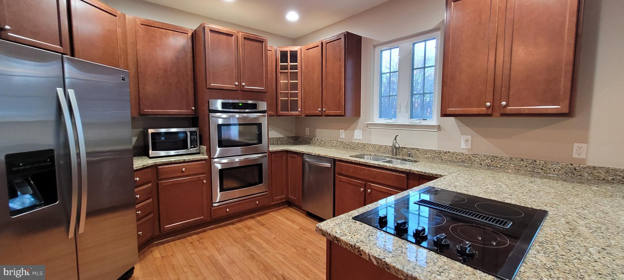 HOPYARD FARM - Residential Lease