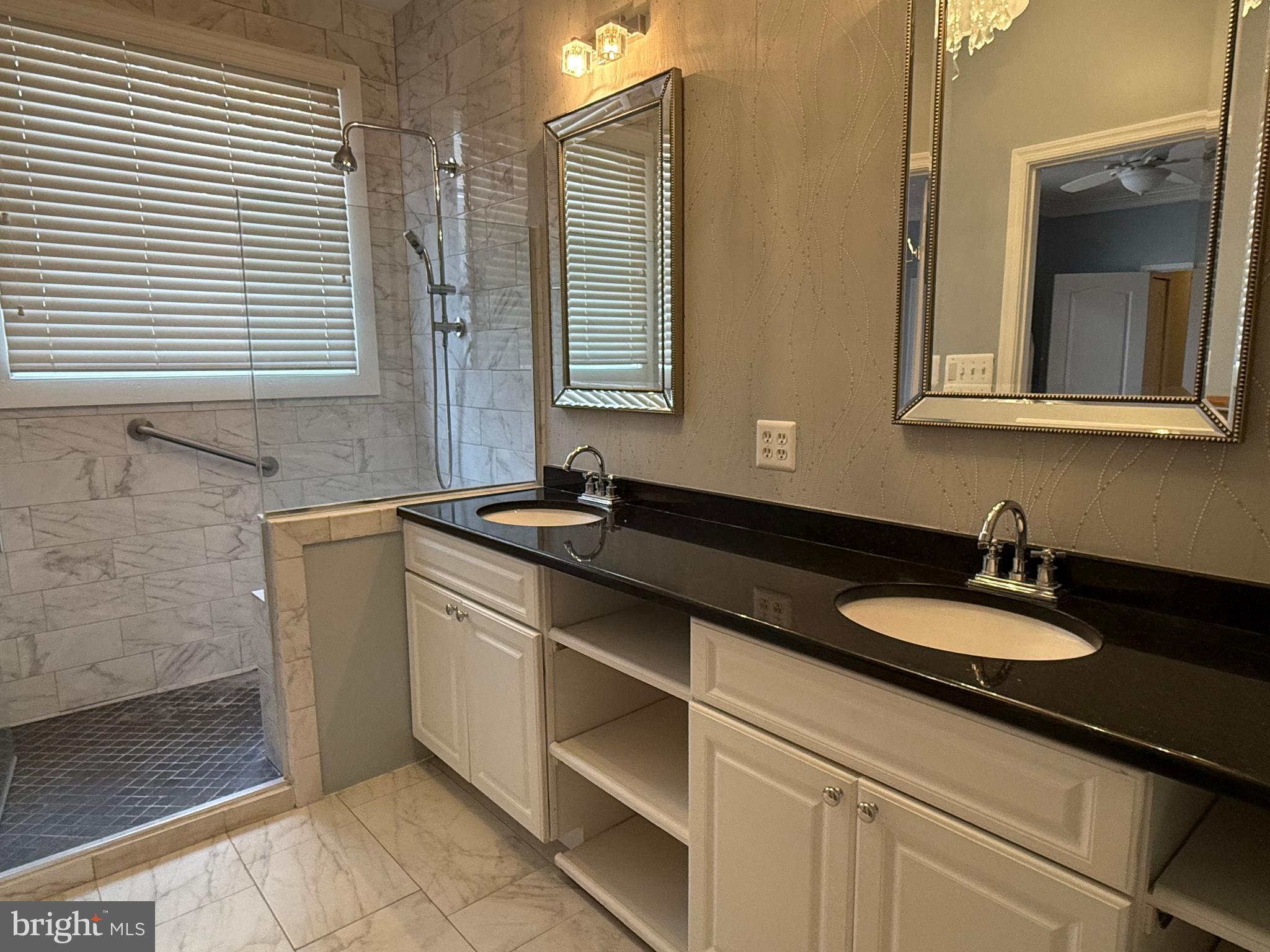 EASTON CLUB - Residential Lease