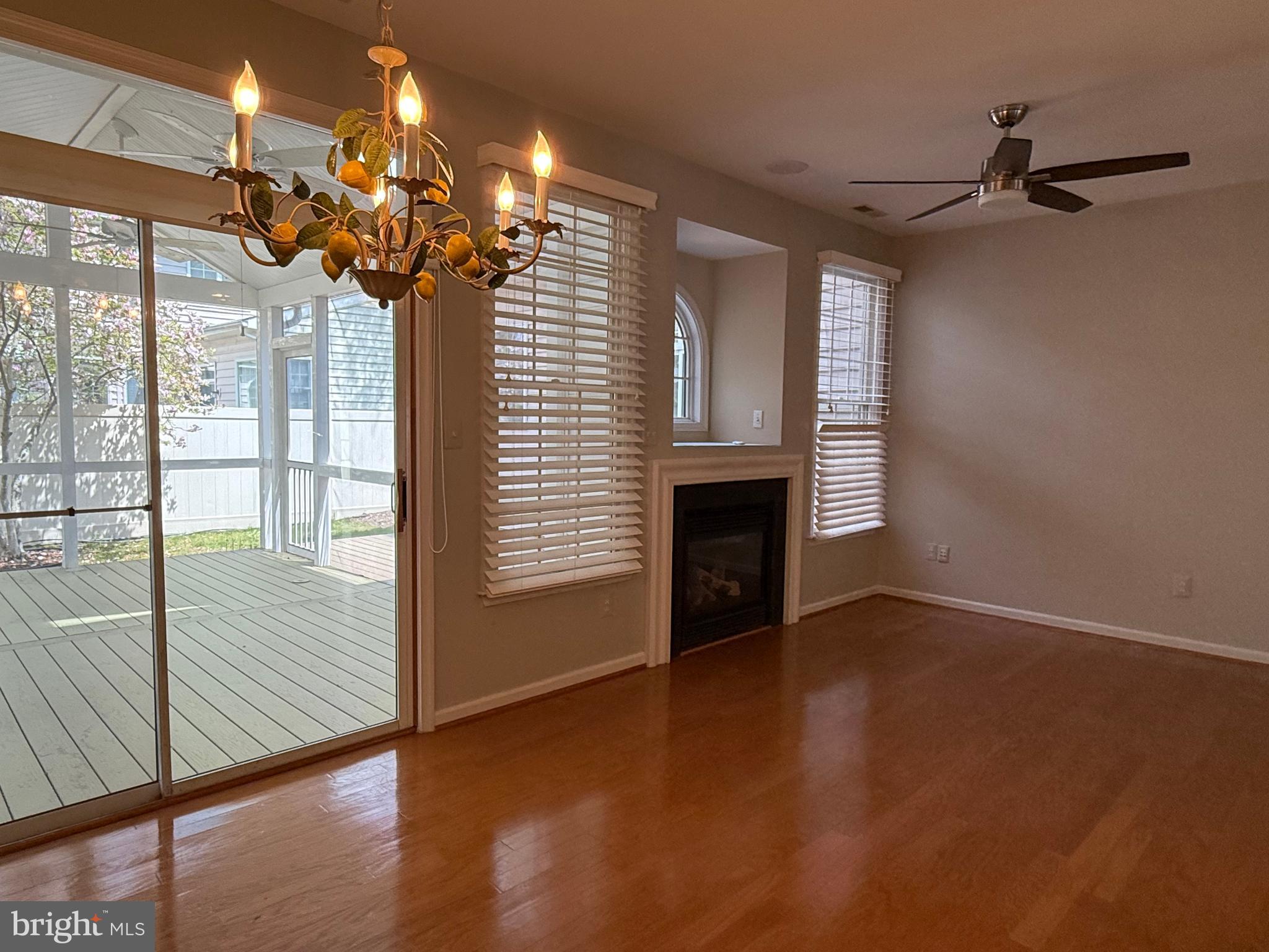 EASTON CLUB - Residential Lease