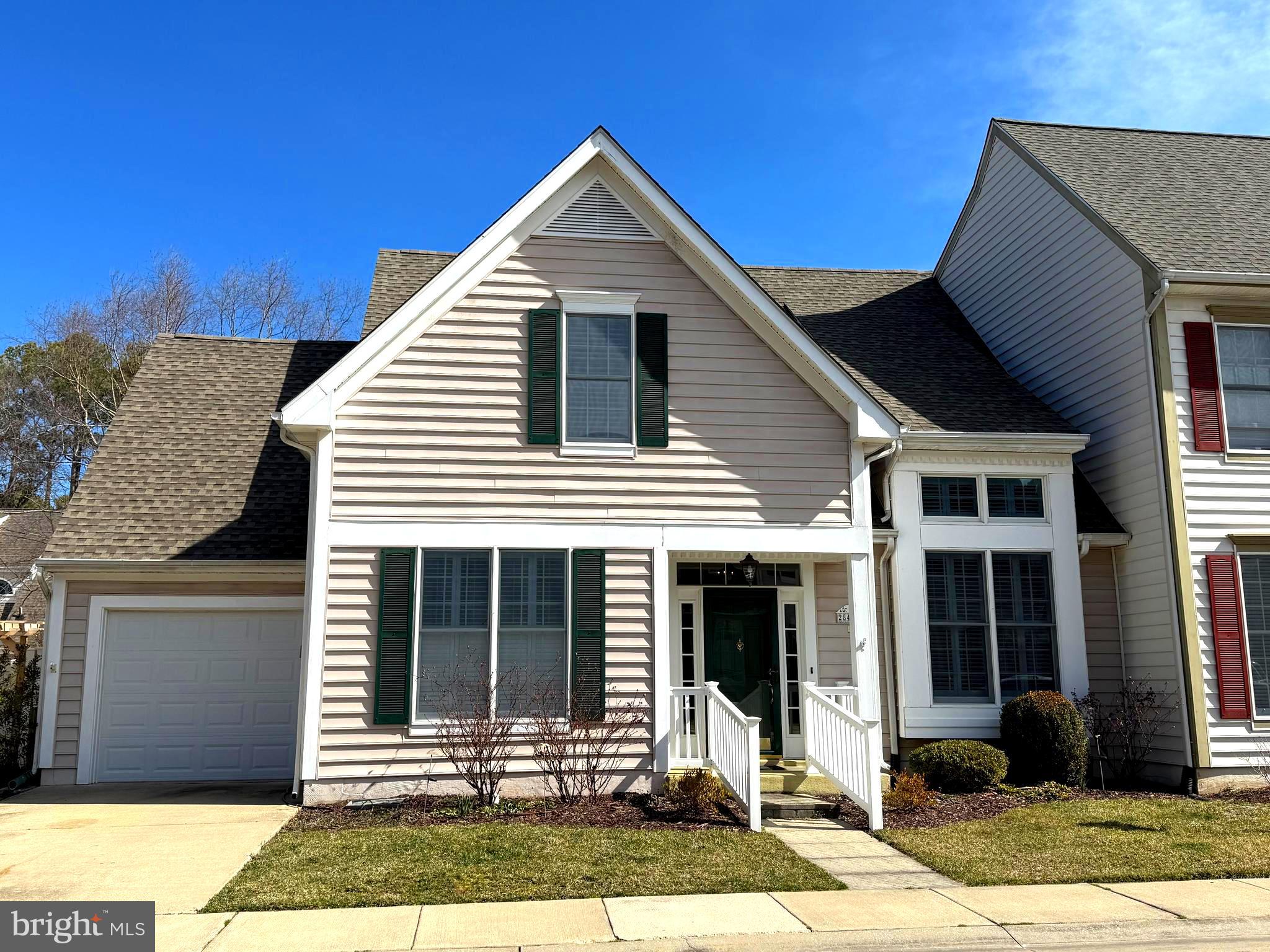 EASTON CLUB - Residential Lease