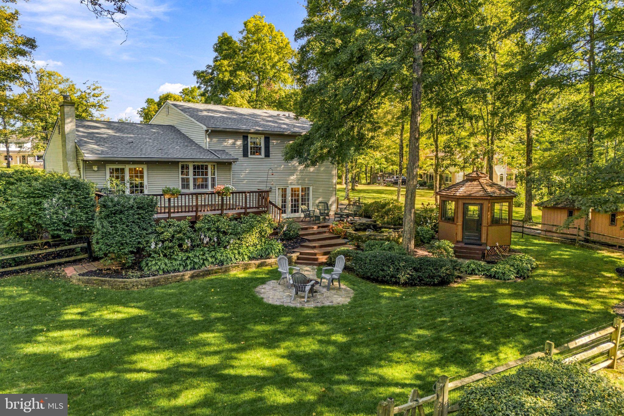 523 SAINT LAWRENCE WAY