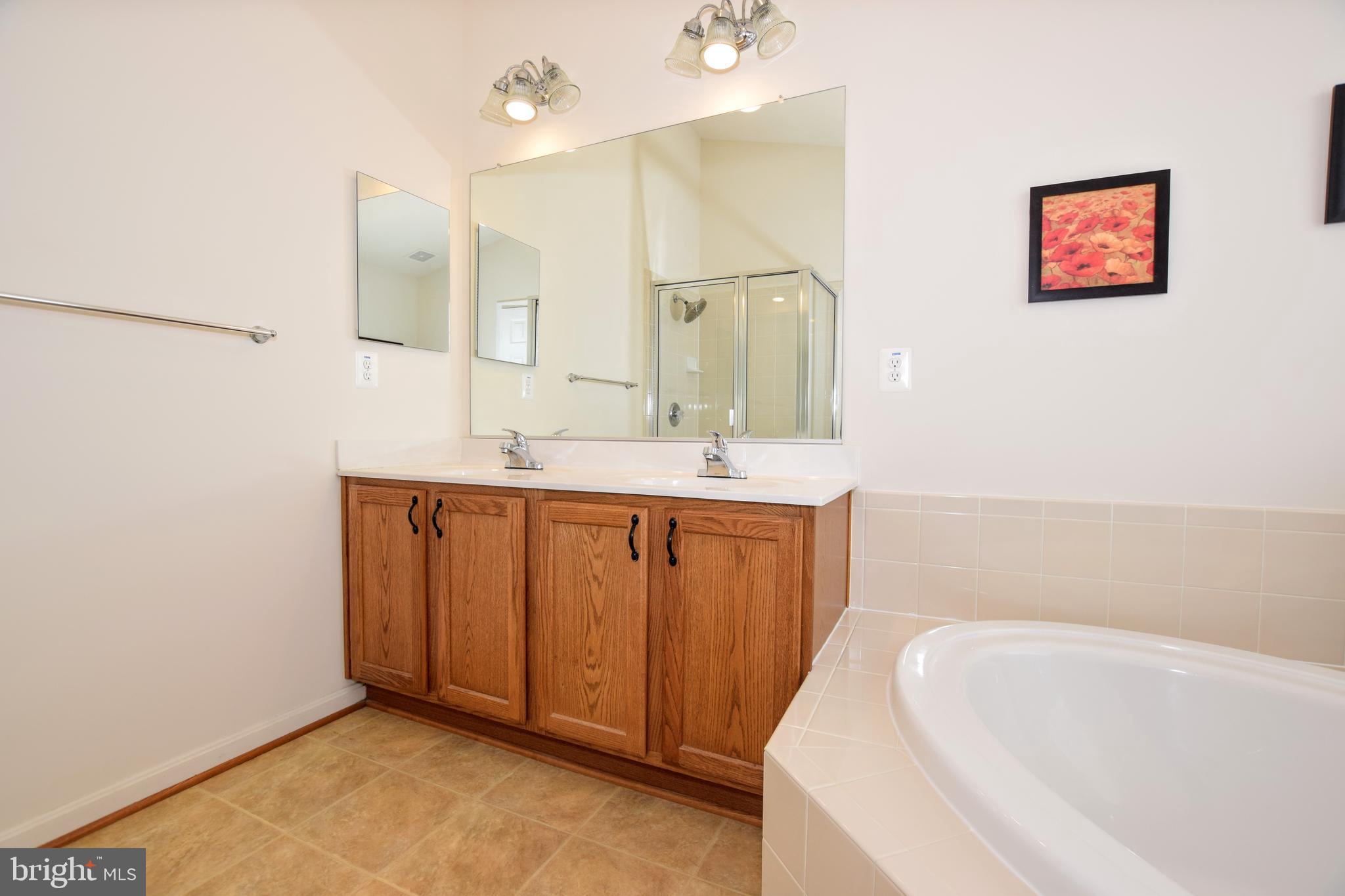 TRIMBLE MEADOWS - Residential