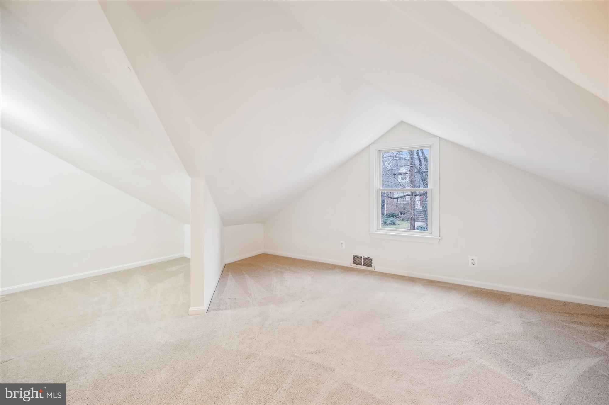 BROOKSIDE FOREST - Residential Lease