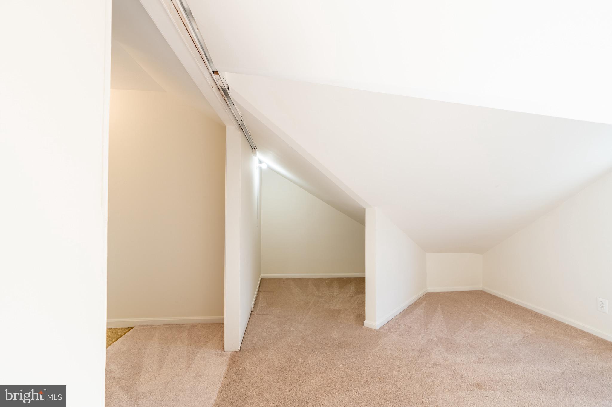 BROOKSIDE FOREST - Residential Lease