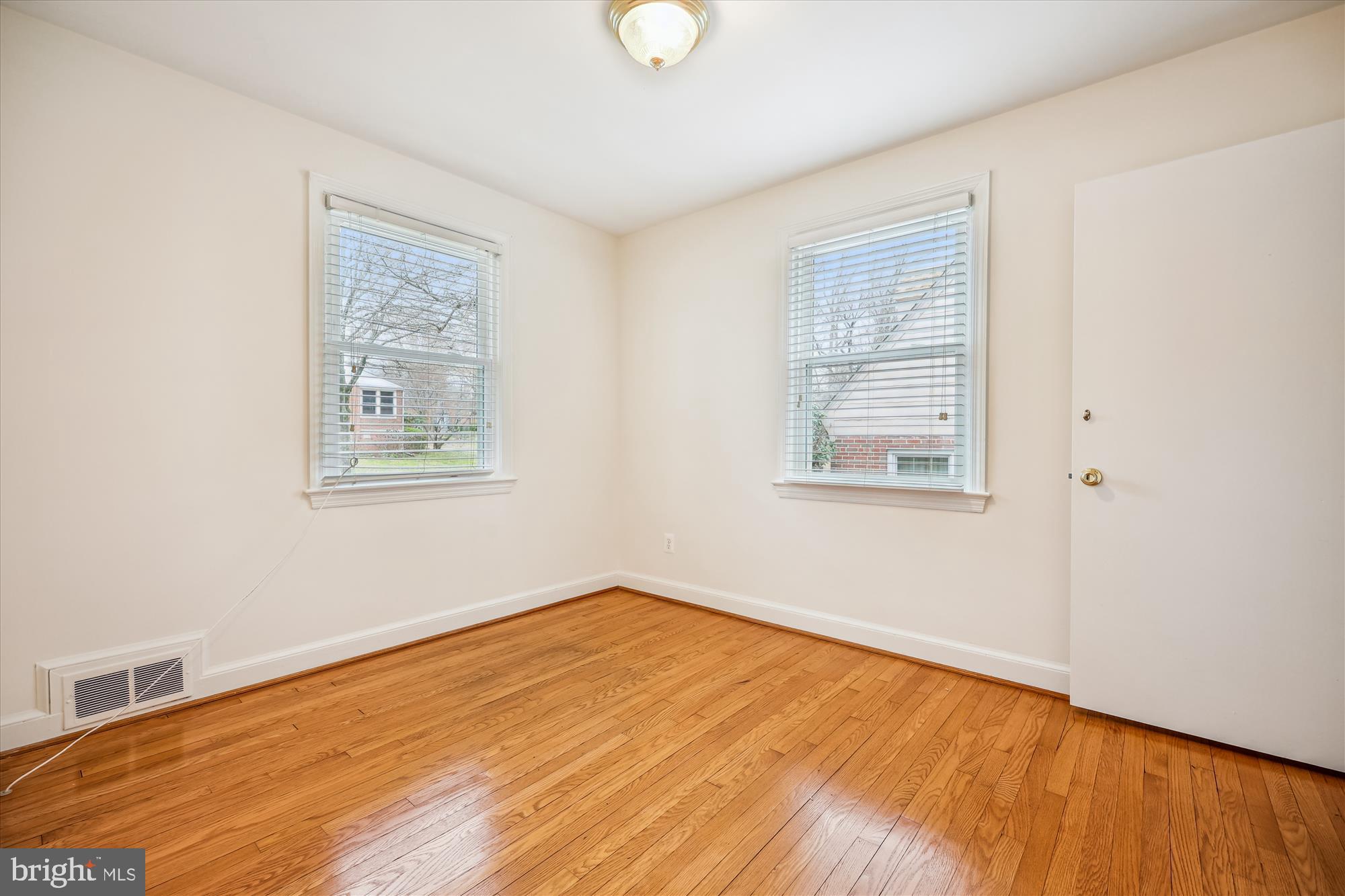 BROOKSIDE FOREST - Residential Lease