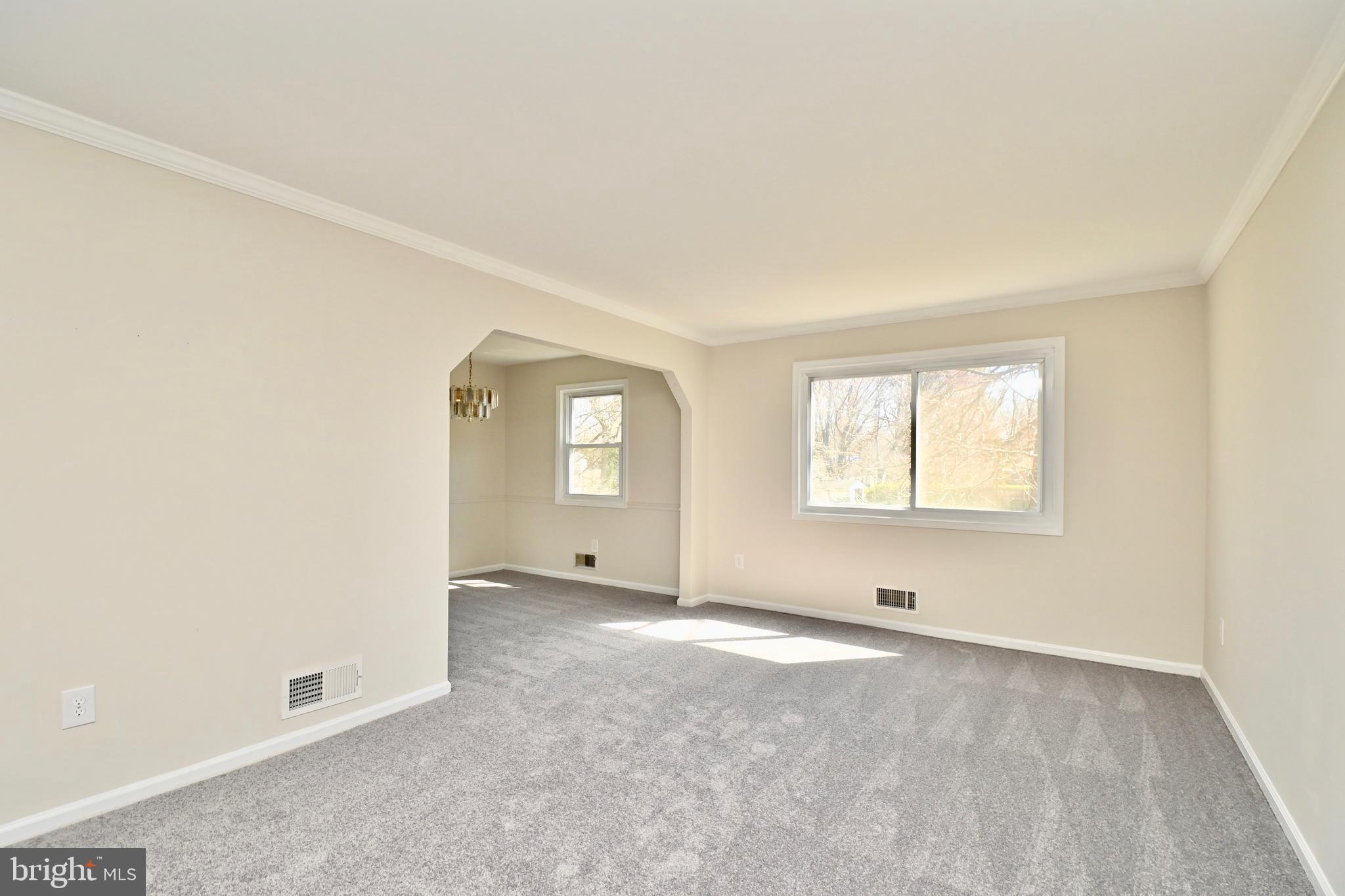 SHERWOOD FOREST - Residential