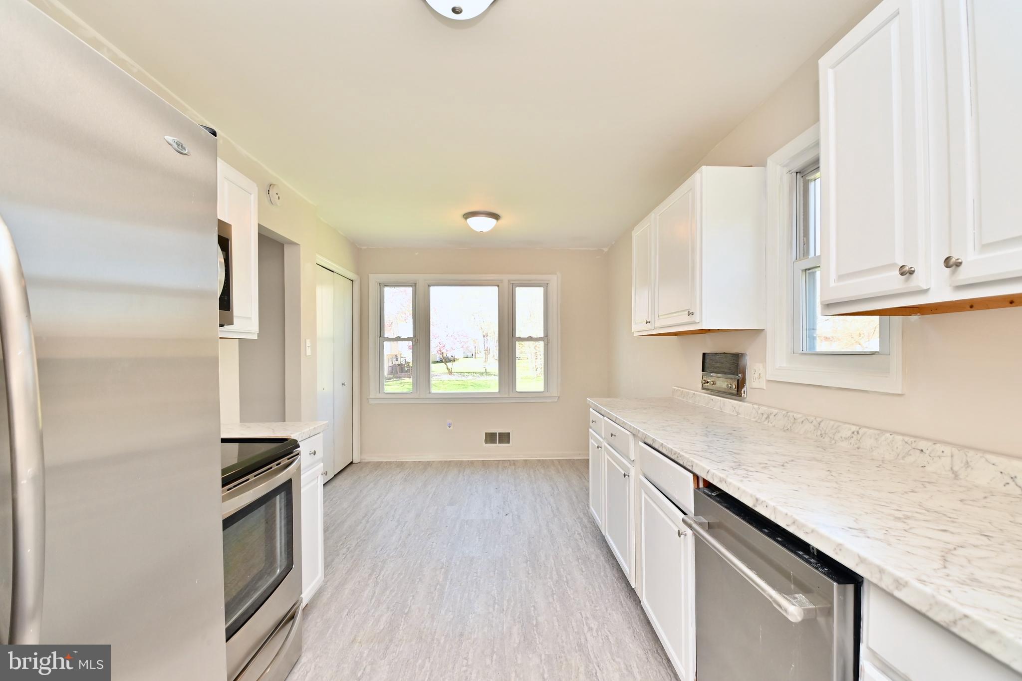 SHERWOOD FOREST - Residential