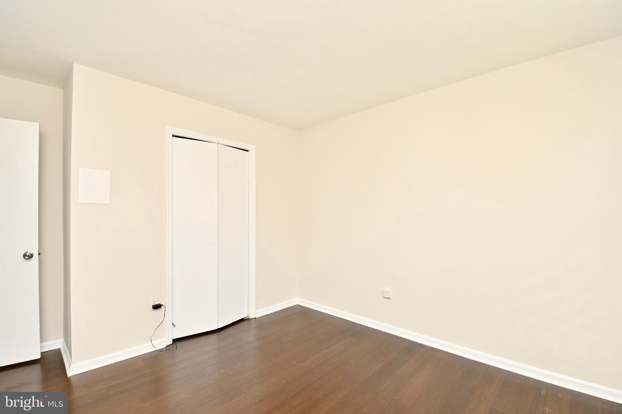 SHERWOOD FOREST - Residential