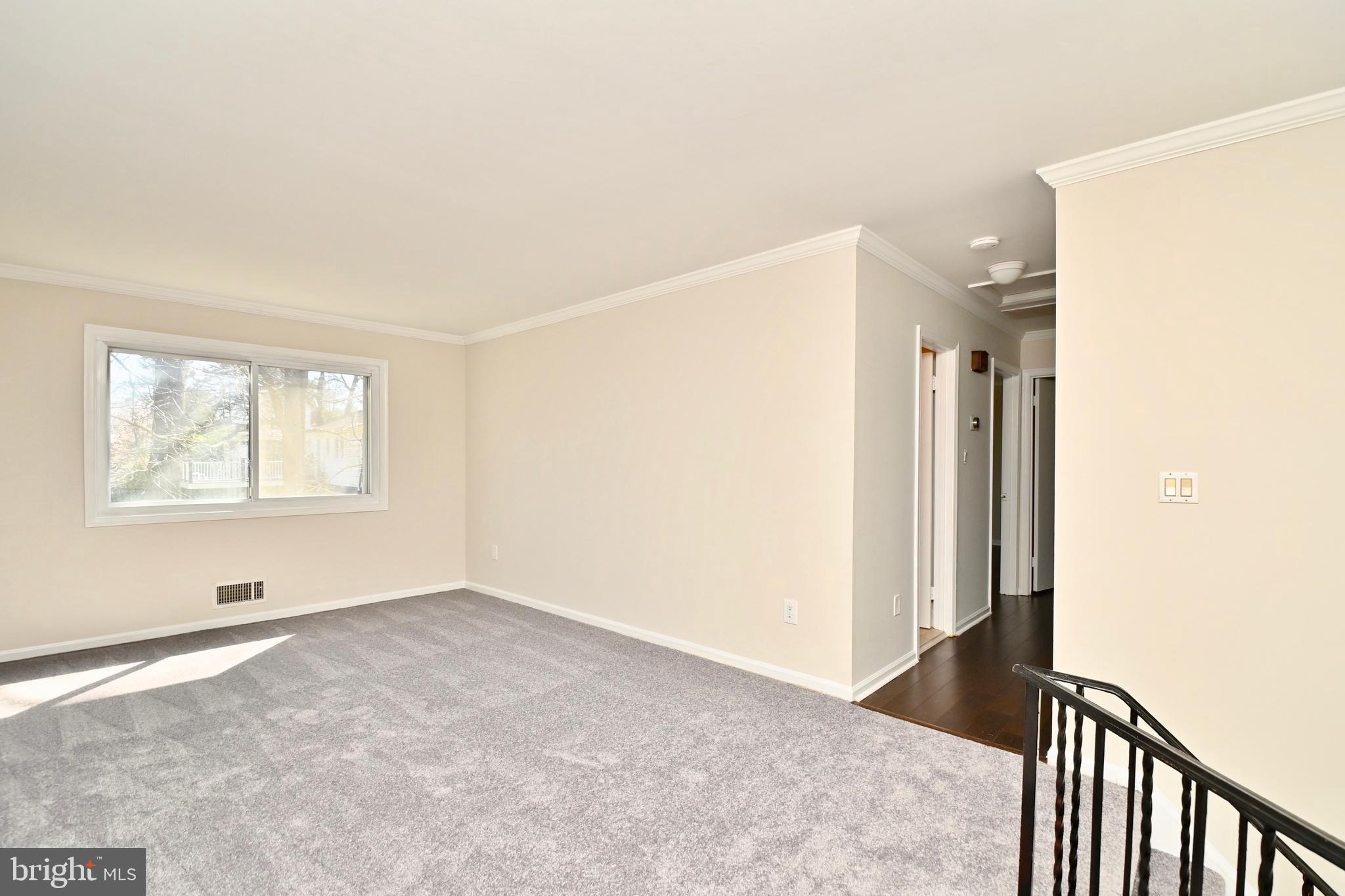 SHERWOOD FOREST - Residential