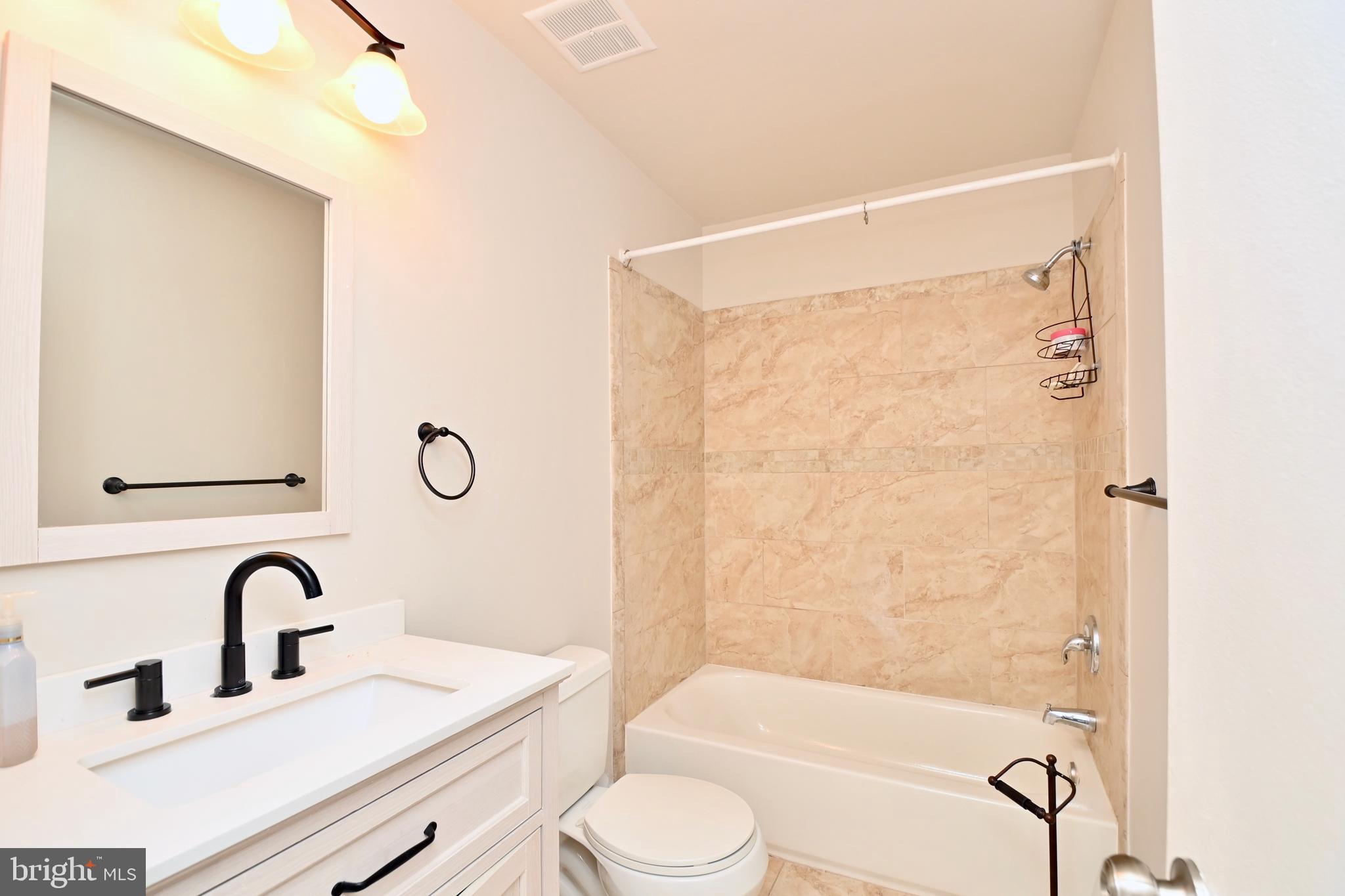 SHERWOOD FOREST - Residential