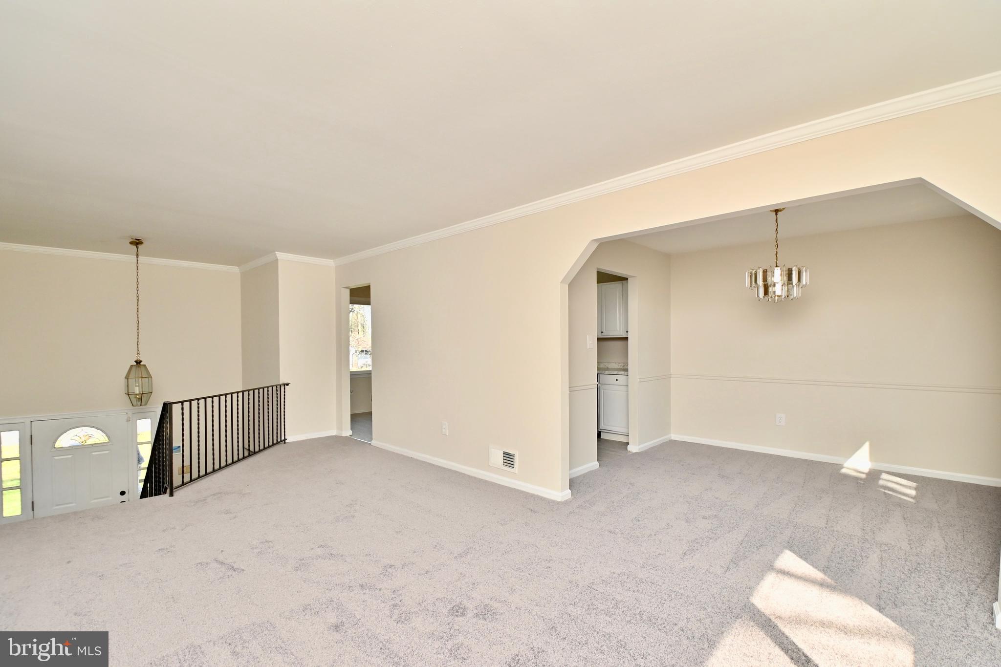 SHERWOOD FOREST - Residential