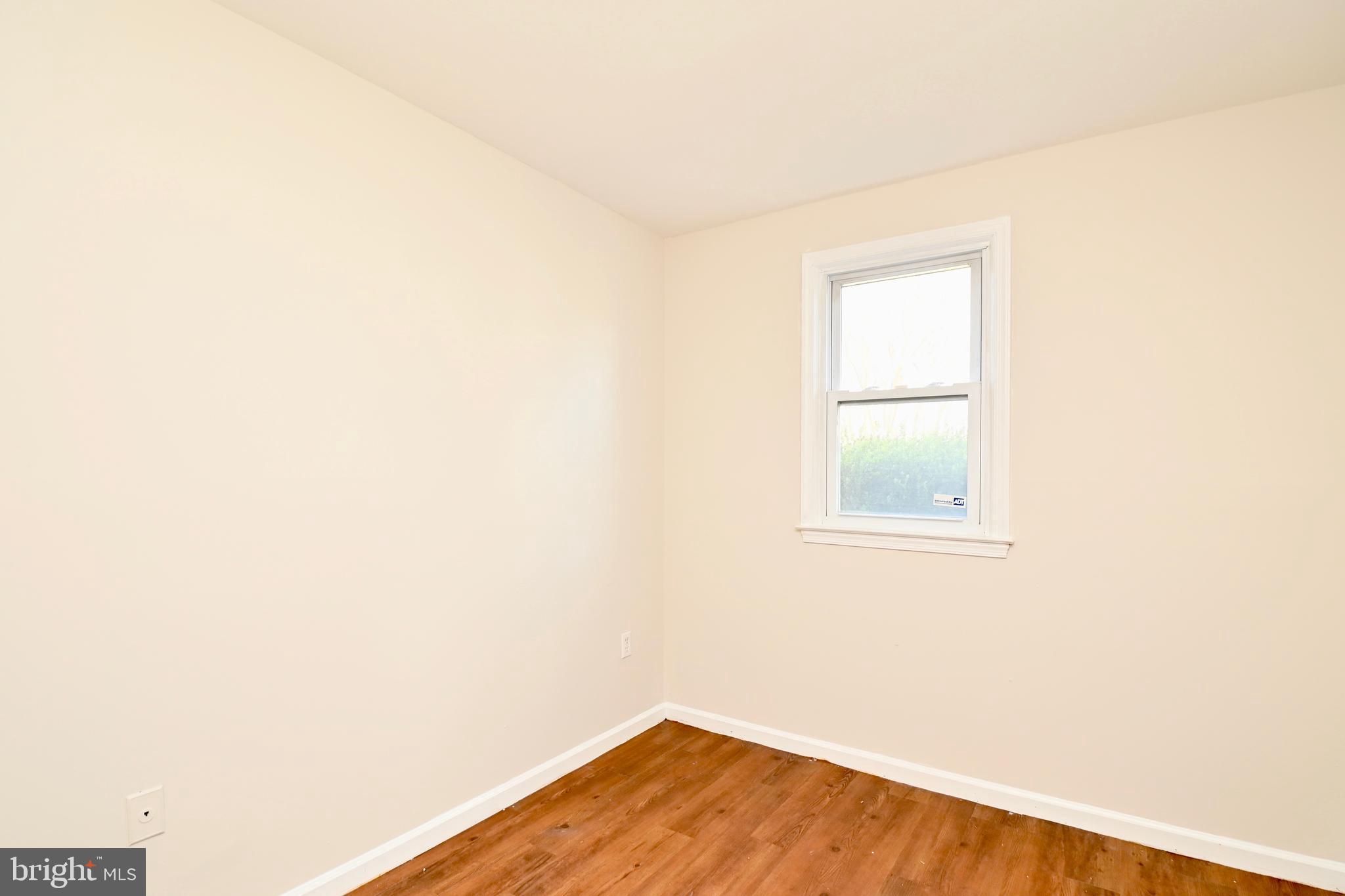 SHERWOOD FOREST - Residential