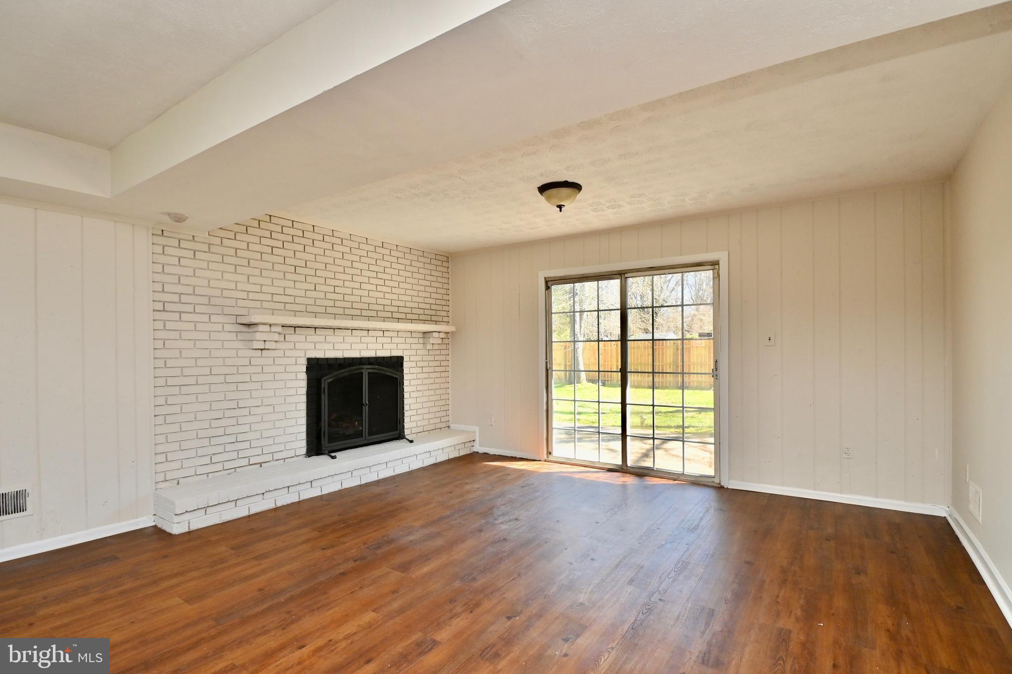 SHERWOOD FOREST - Residential