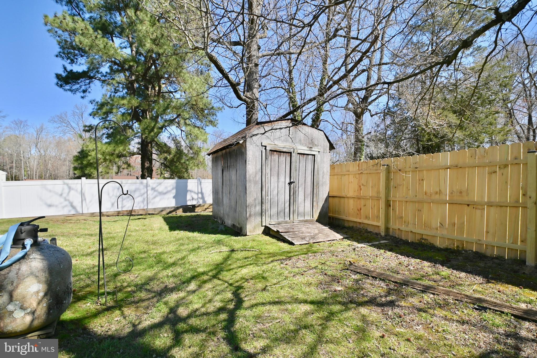 SHERWOOD FOREST - Residential