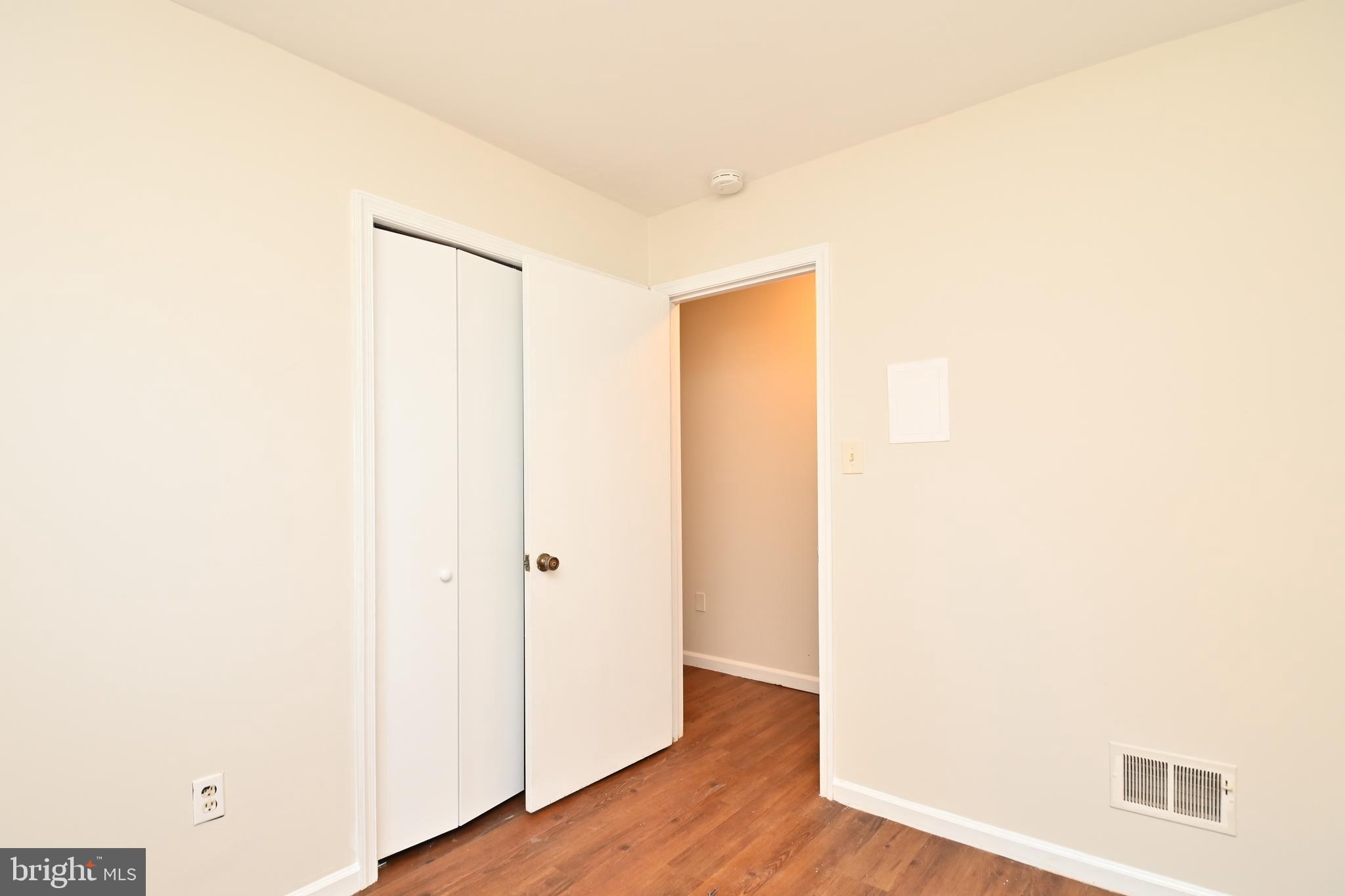 SHERWOOD FOREST - Residential