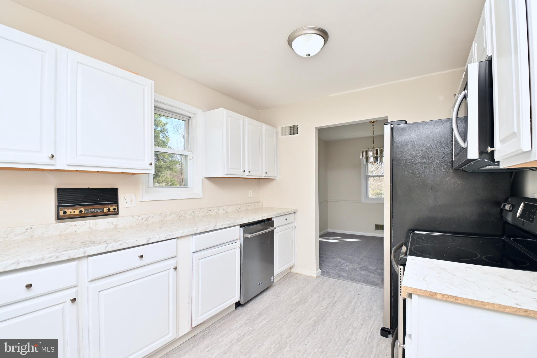 SHERWOOD FOREST - Residential