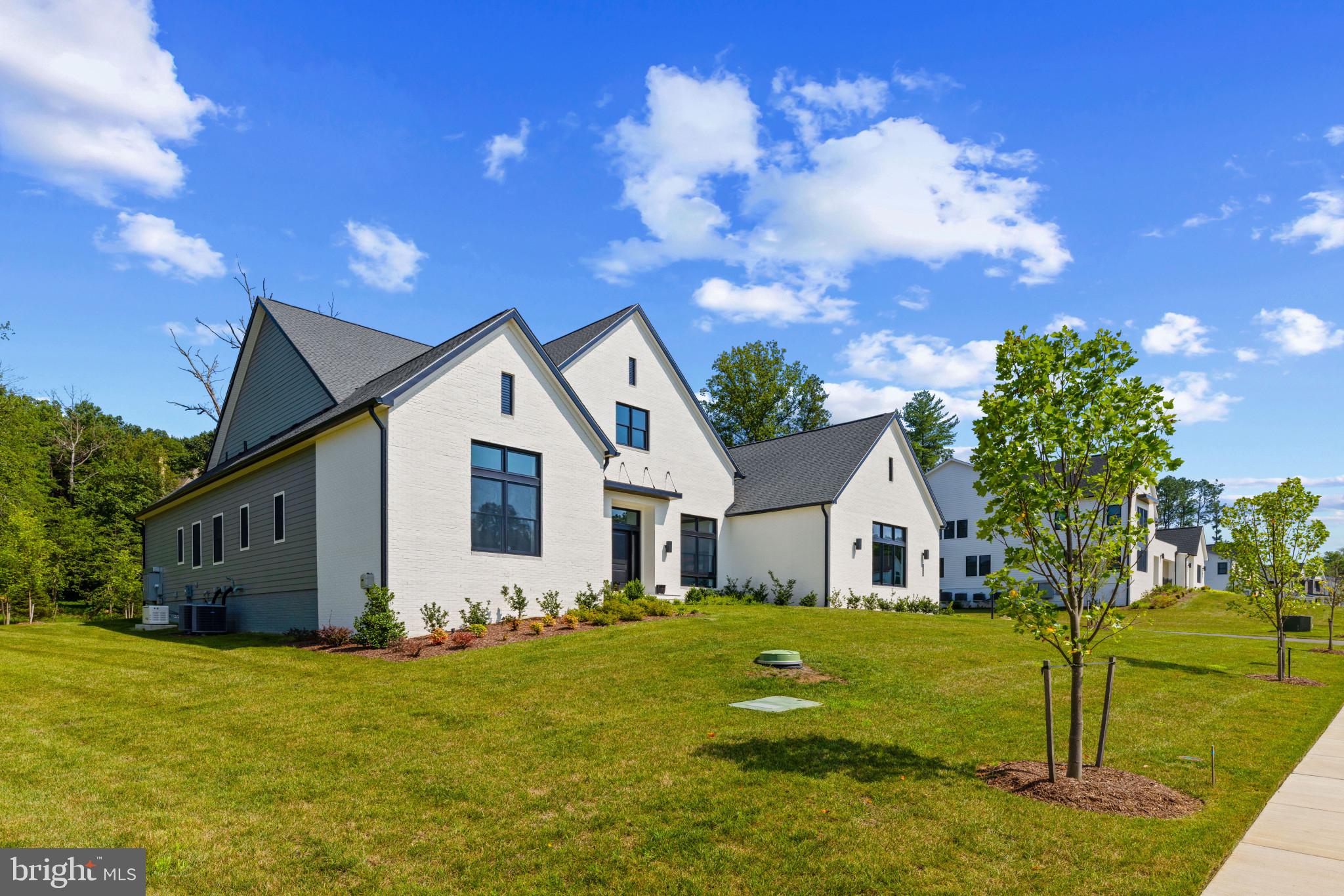1209 RILEY PRESERVE COURT