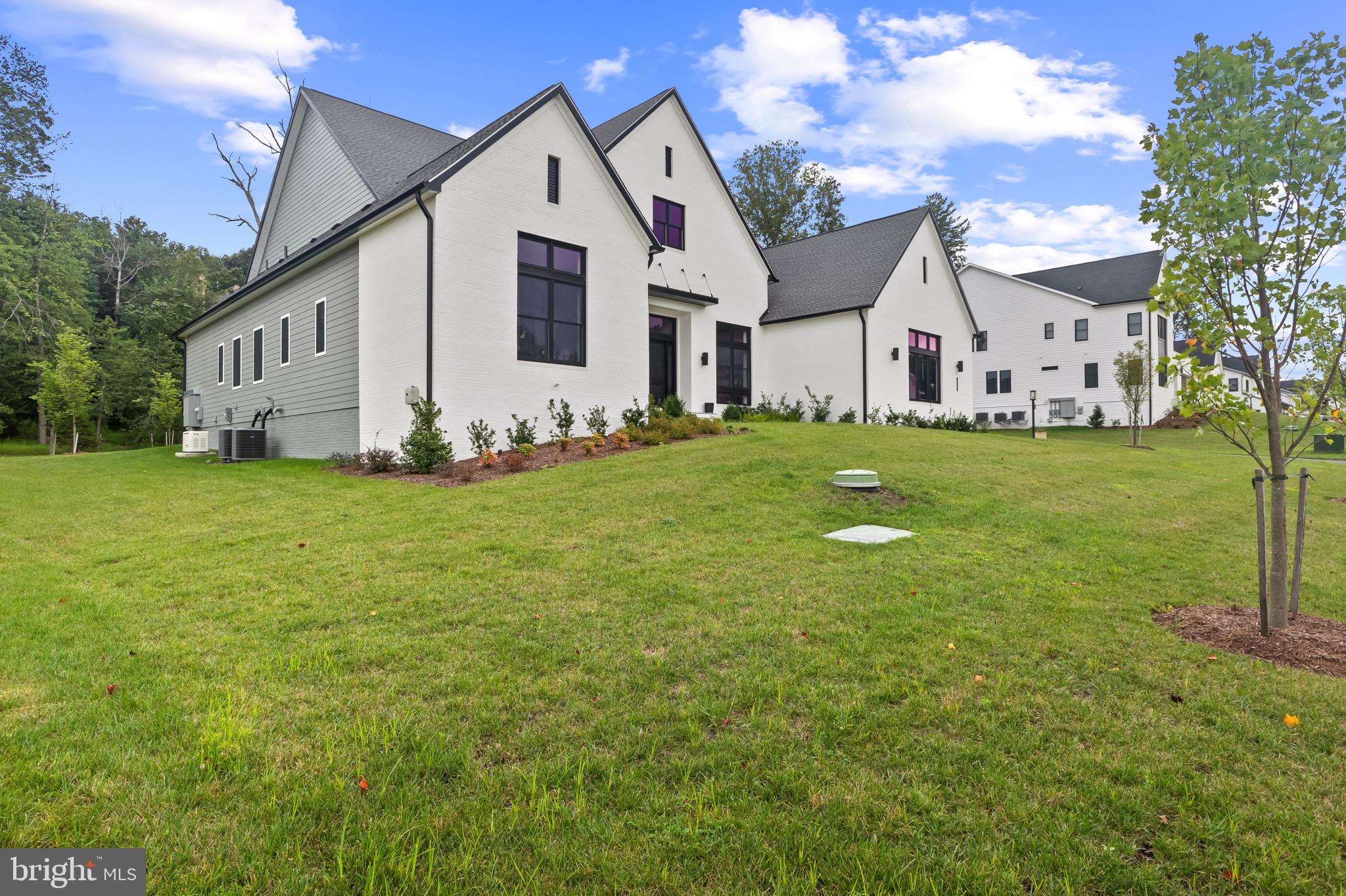 1209 RILEY PRESERVE COURT