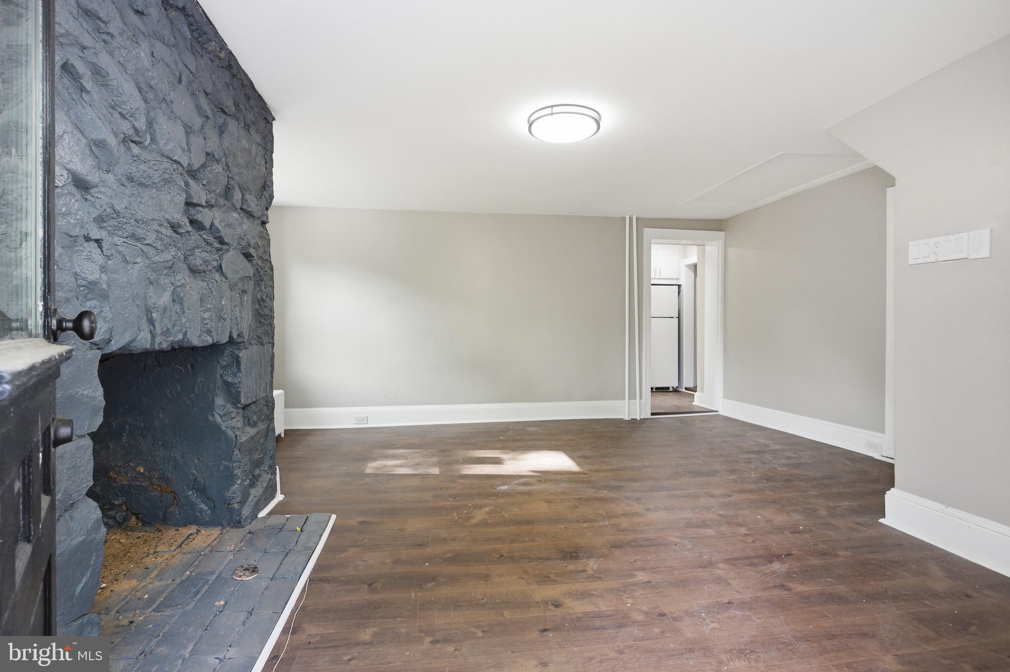 4066 HOLLOW ROAD