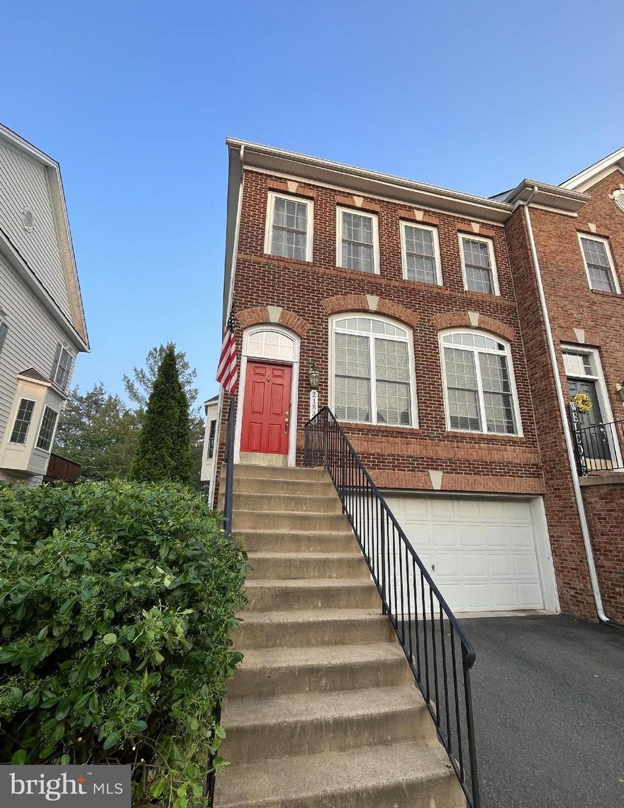 2-4 PM  (Sat)showing : Available August 1, 2023.  Lux End Unit 2 Car garage, 3 finished levels, 3 bedroom , 3 full bath,  Delight Kitchen Appliance Pkg (Double oven, microwave...) walk to deck ,  back to wood. master bedroom with super bath. spacious Rec.with fireplace in LL. great location, walking distance to shopping and toll road.