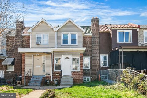 Townhouse For Sale - 128 Whitely Terrace<br/> DARBY, PA 19023