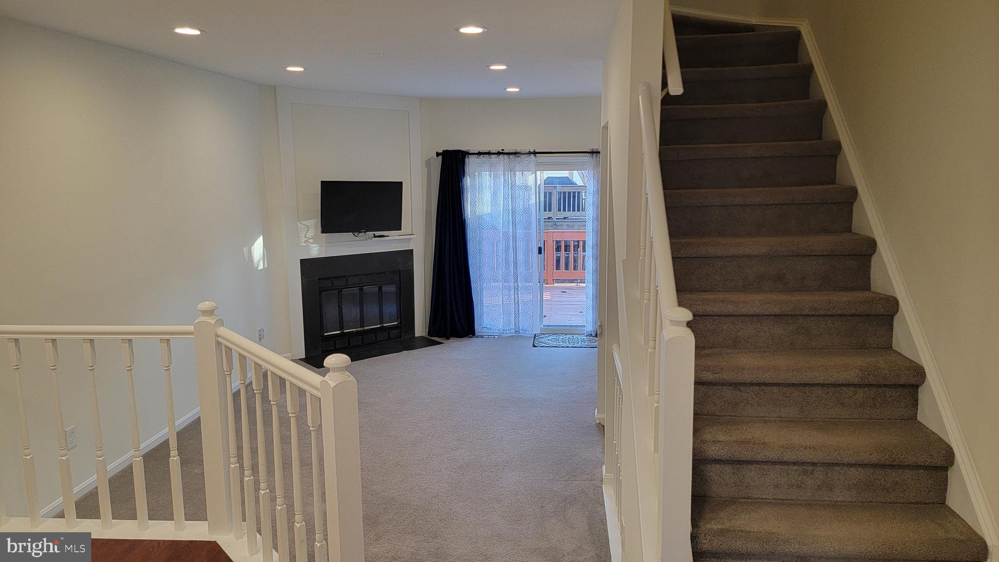 WHISPERWOOD - Residential