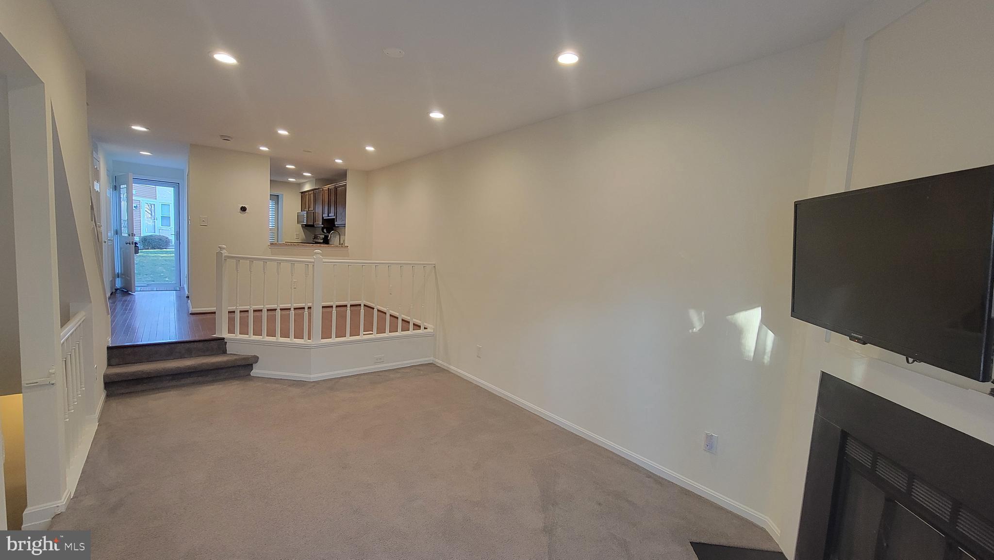 WHISPERWOOD - Residential