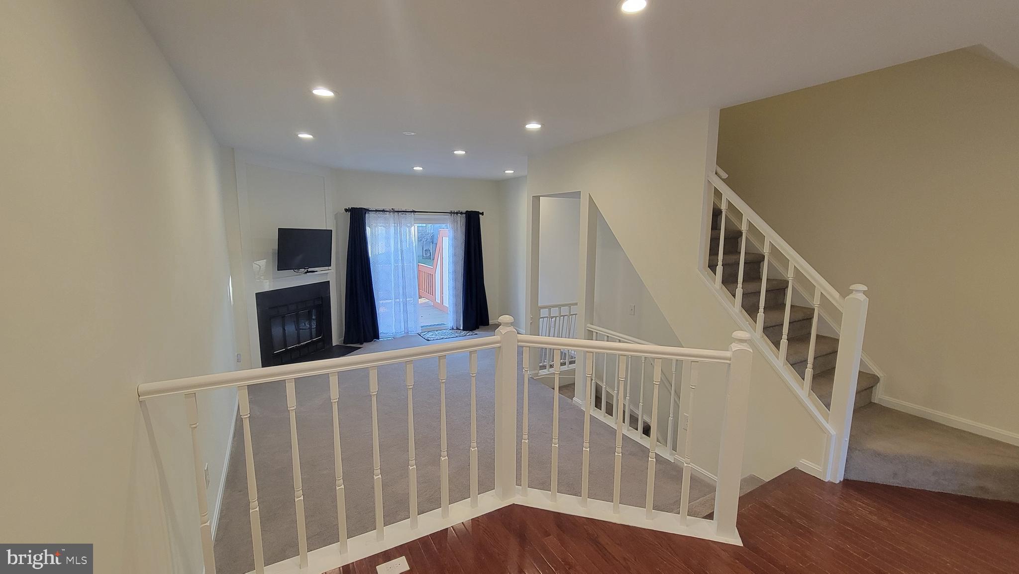 WHISPERWOOD - Residential