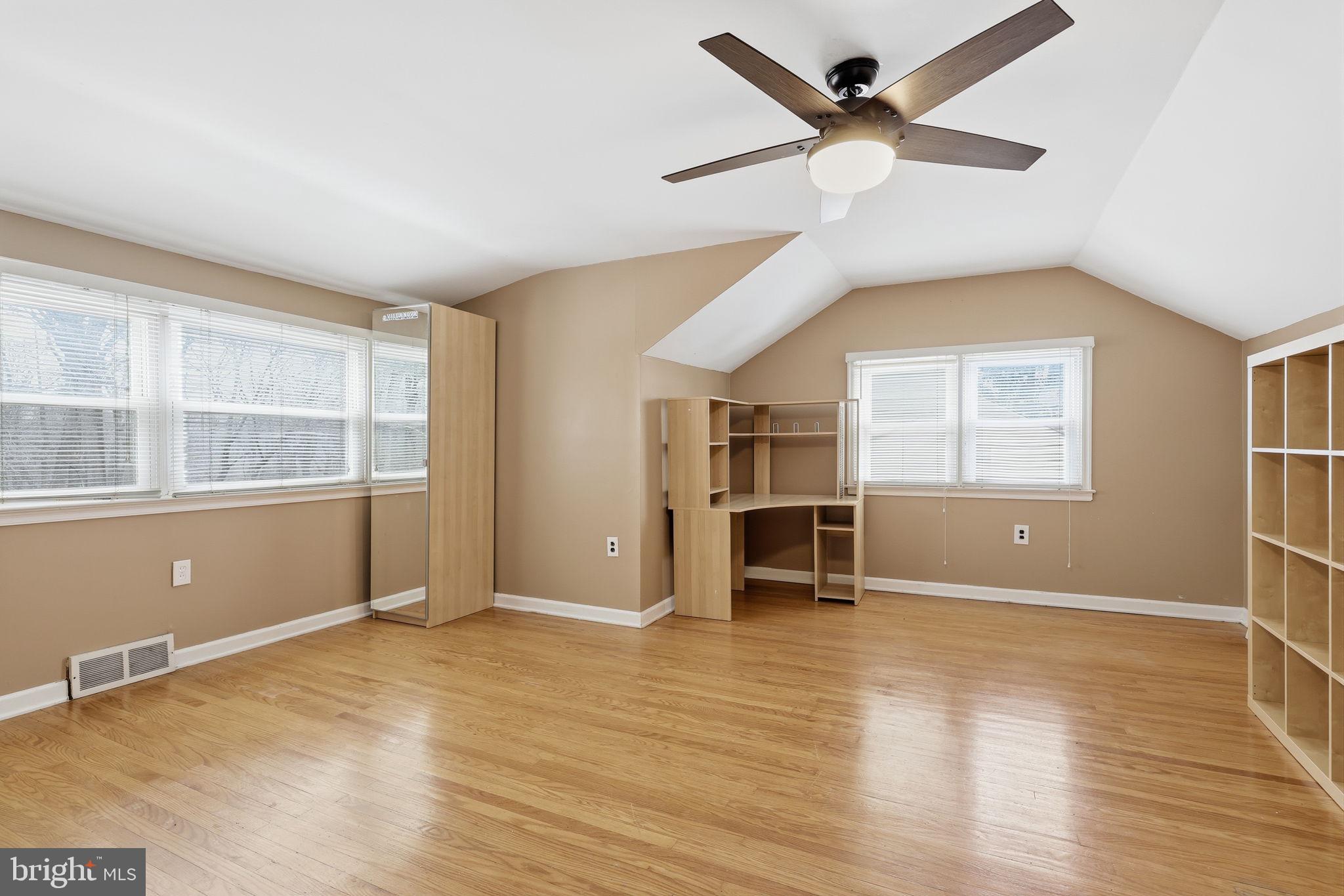 WINCHESTER PARK - Residential