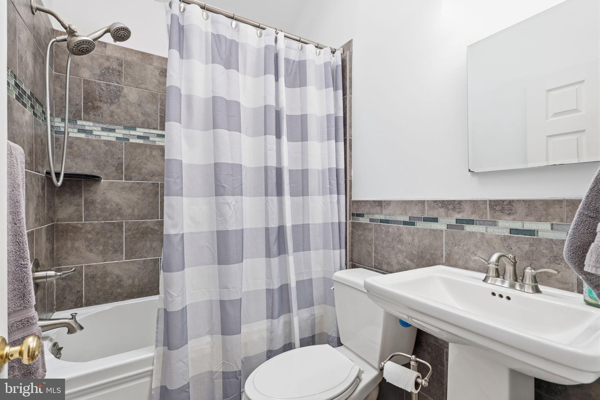 WINCHESTER PARK - Residential