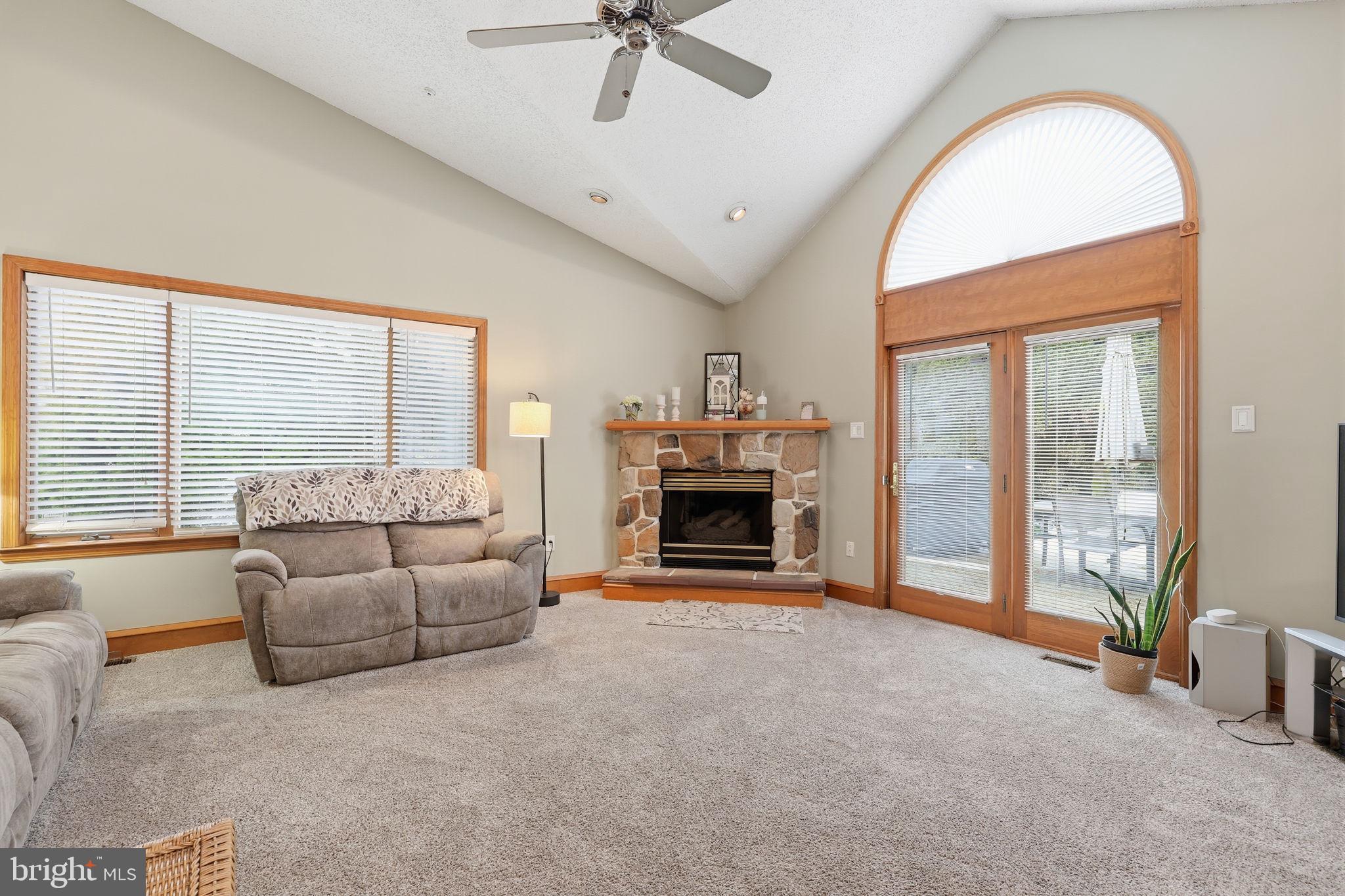 WINCHESTER PARK - Residential