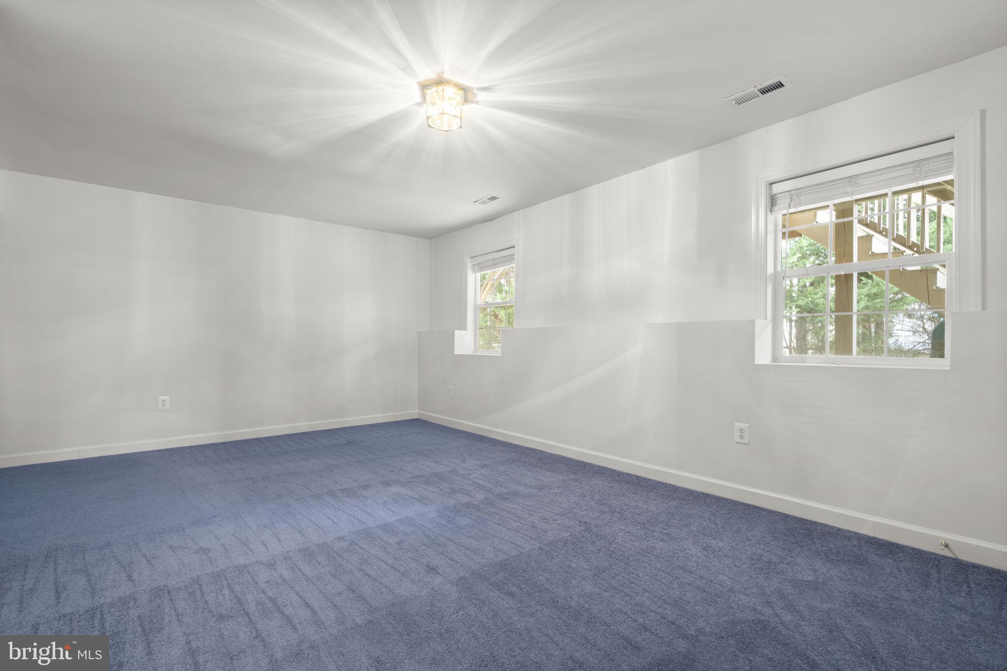 ASHLAND - Residential