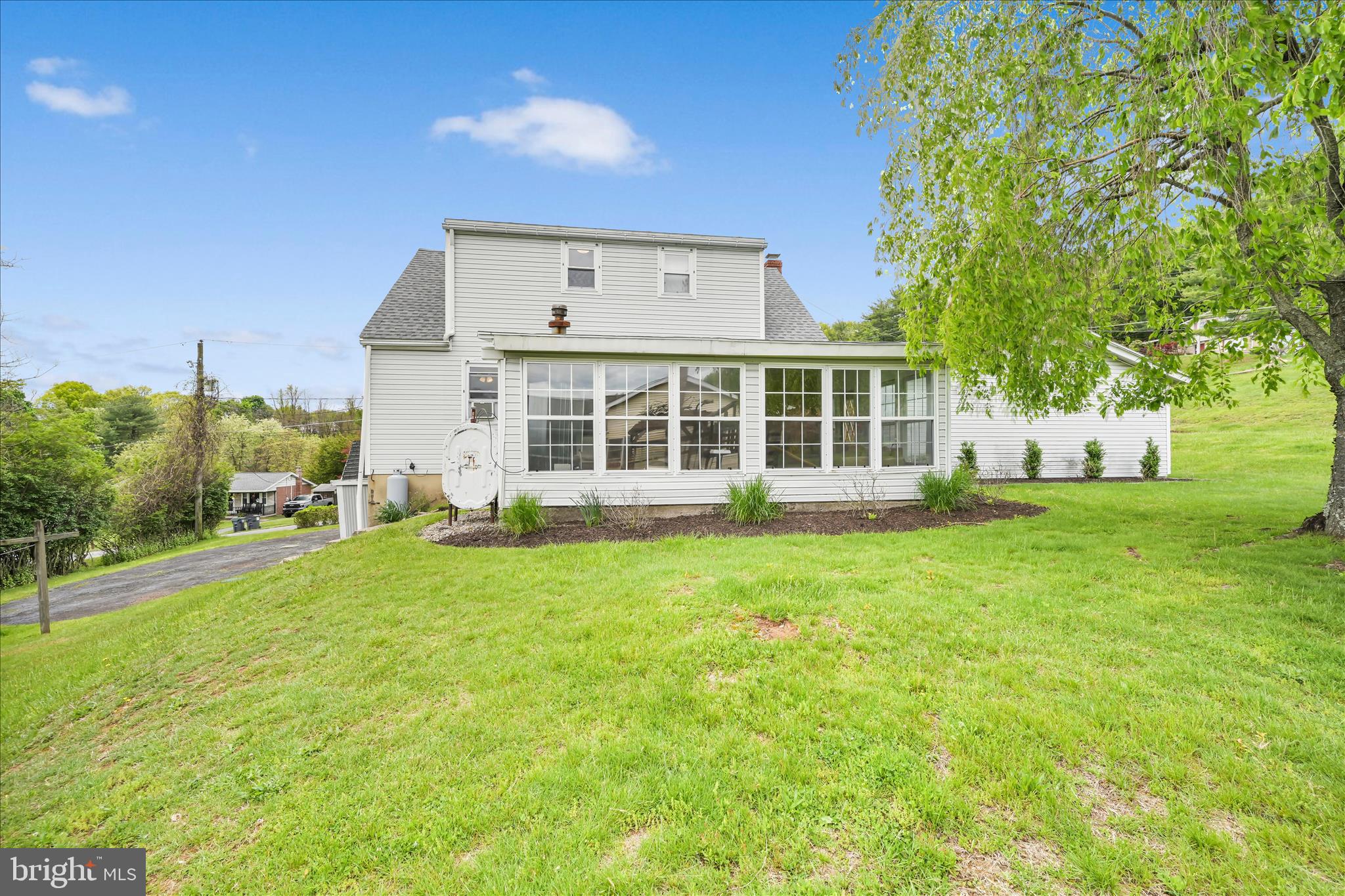 HAVEN FAIR LAWN - Residential
