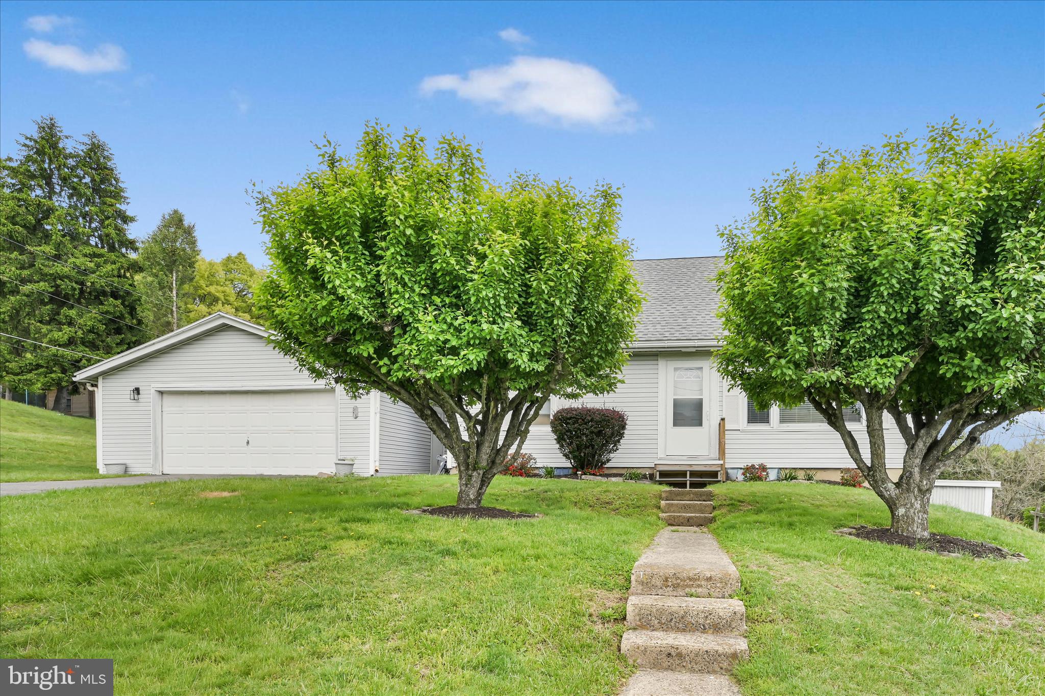 HAVEN FAIR LAWN - Residential