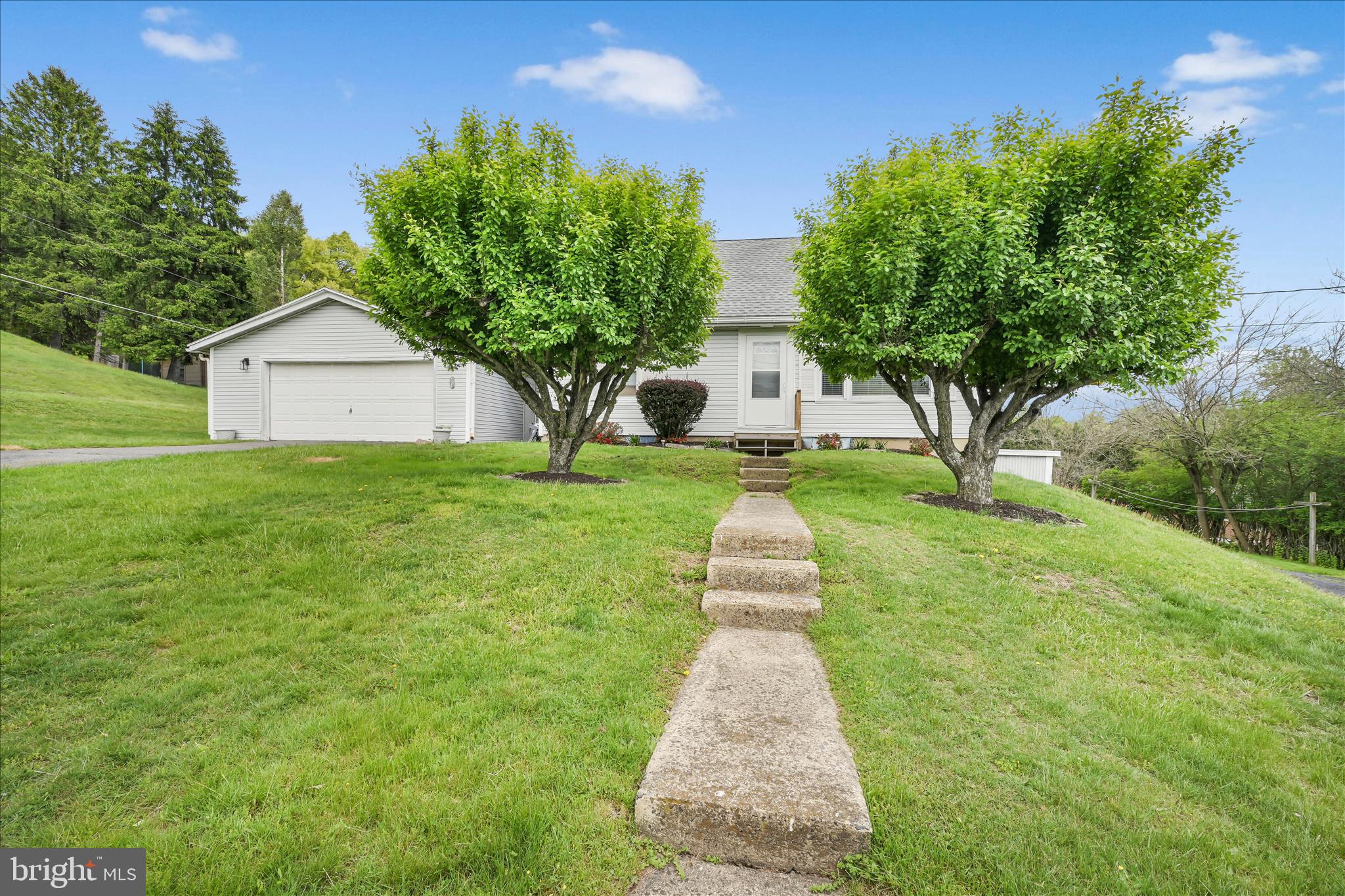 HAVEN FAIR LAWN - Residential