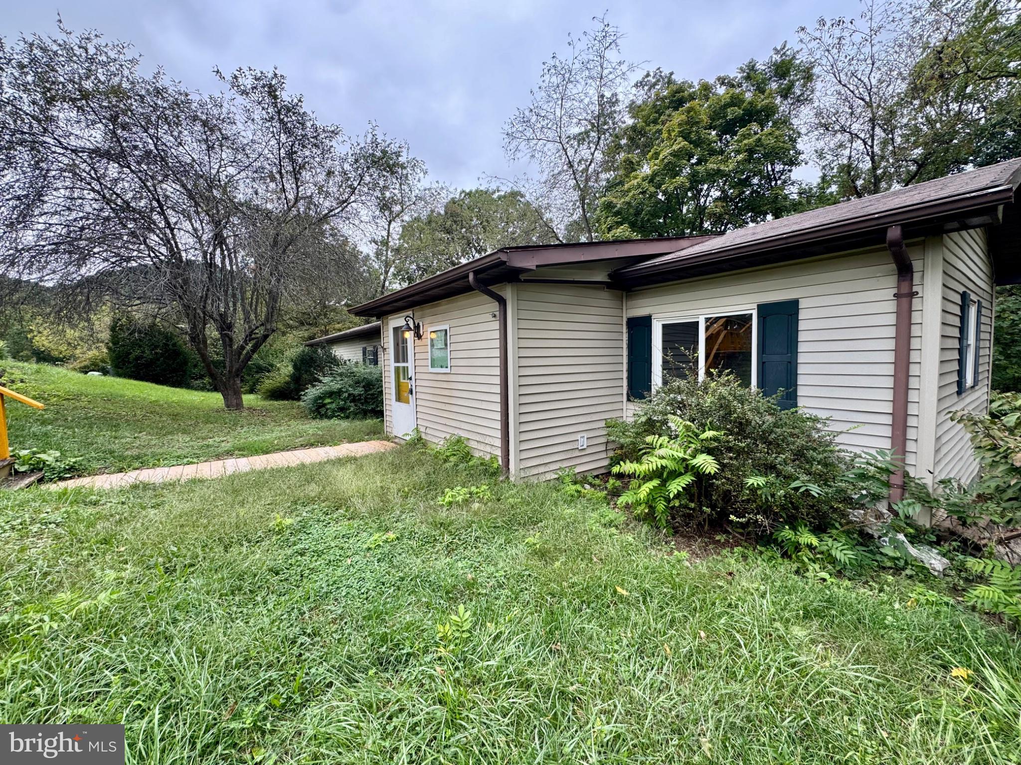 115 BIRCH LANE