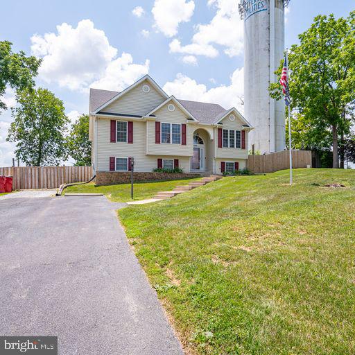 BRIAR RUN - Residential