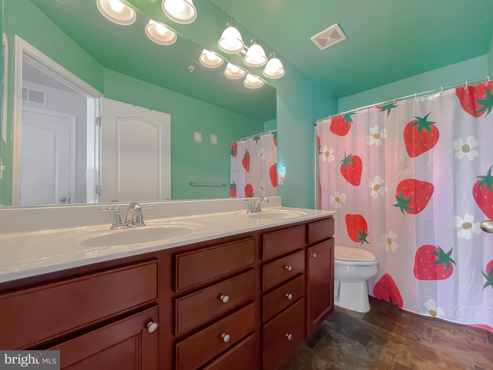 PEMBROOKE - Residential